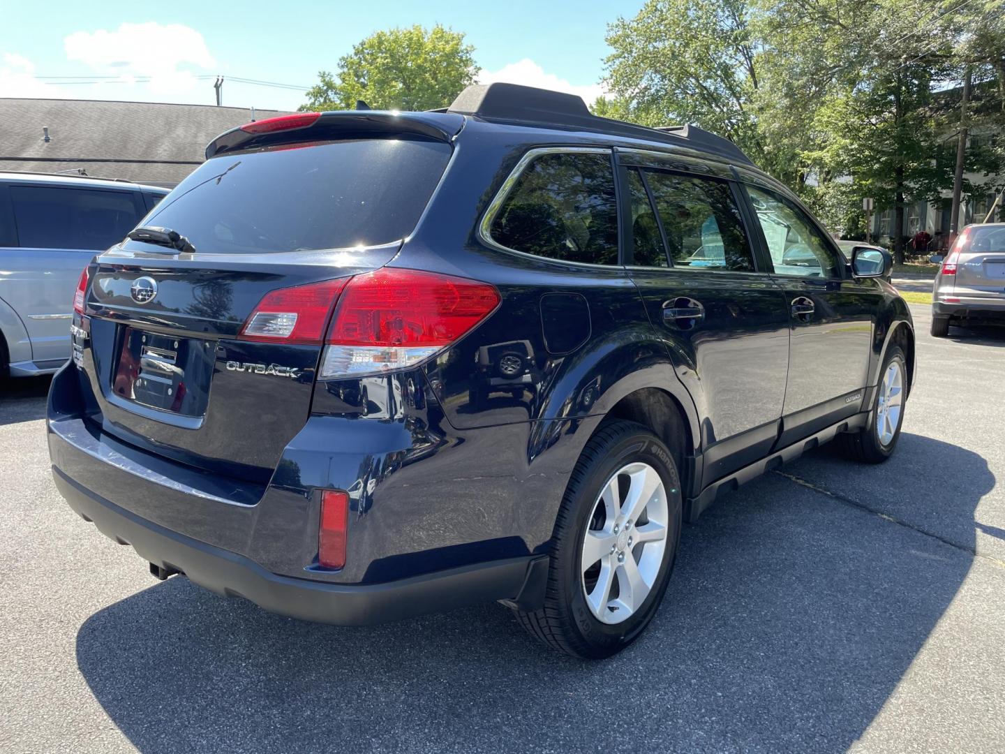 2014 blue Subaru Outback 2.5i Premium (4S4BRCCC4E3) with an 2.5L H4 DOHC 16V engine, located at 101 N. Main Street, Muncy, PA, 17756, (570) 546-5462, 41.207691, -76.785942 - Photo#3