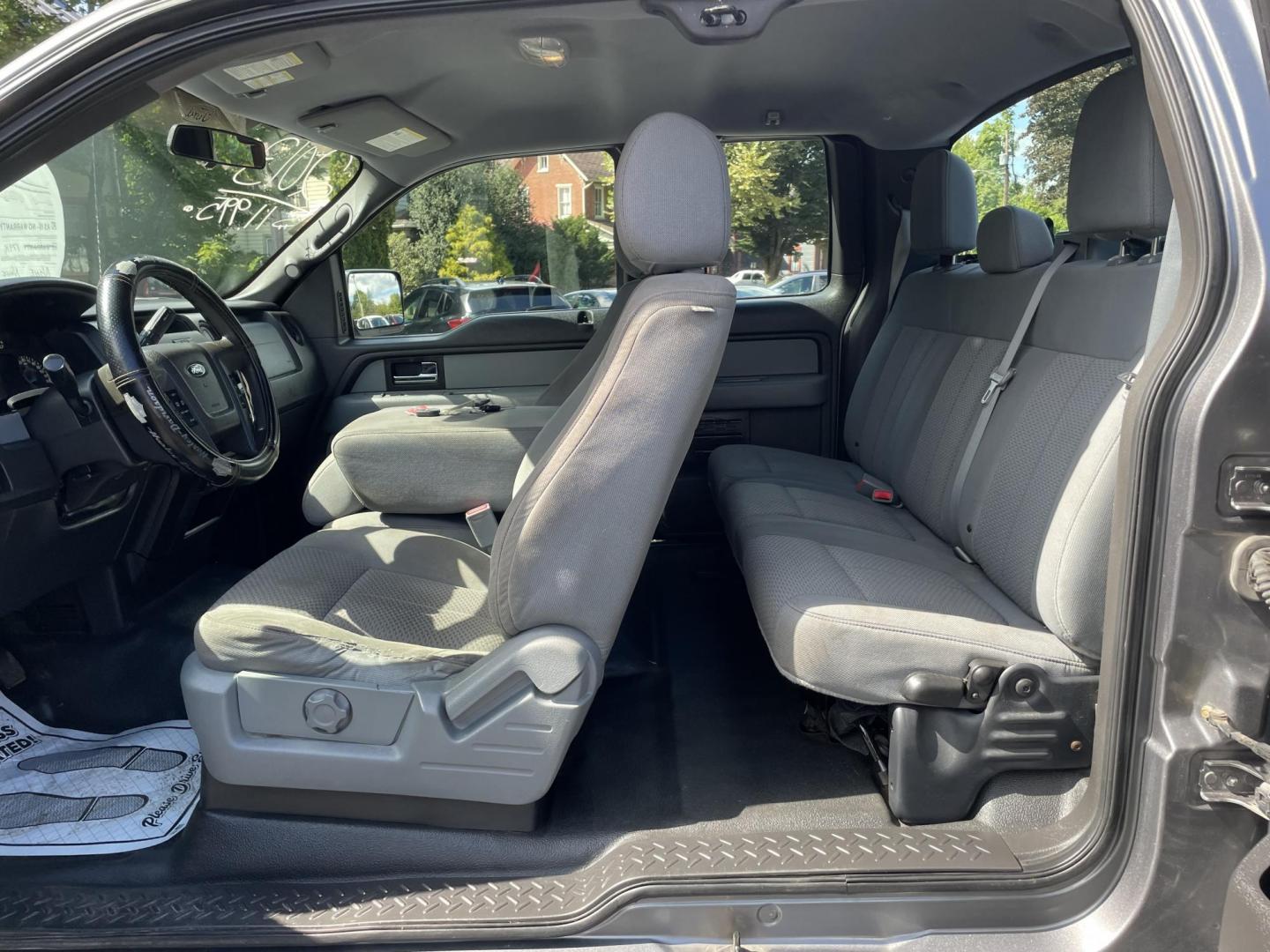 2013 Ford F-150 Lariat SuperCab 6.5-ft. Bed 4WD (1FTFX1EF8DF) with an 5.0L V8 engine, 6-Speed Automatic transmission, located at 101 N. Main Street, Muncy, PA, 17756, (570) 546-5462, 41.207691, -76.785942 - Photo#5