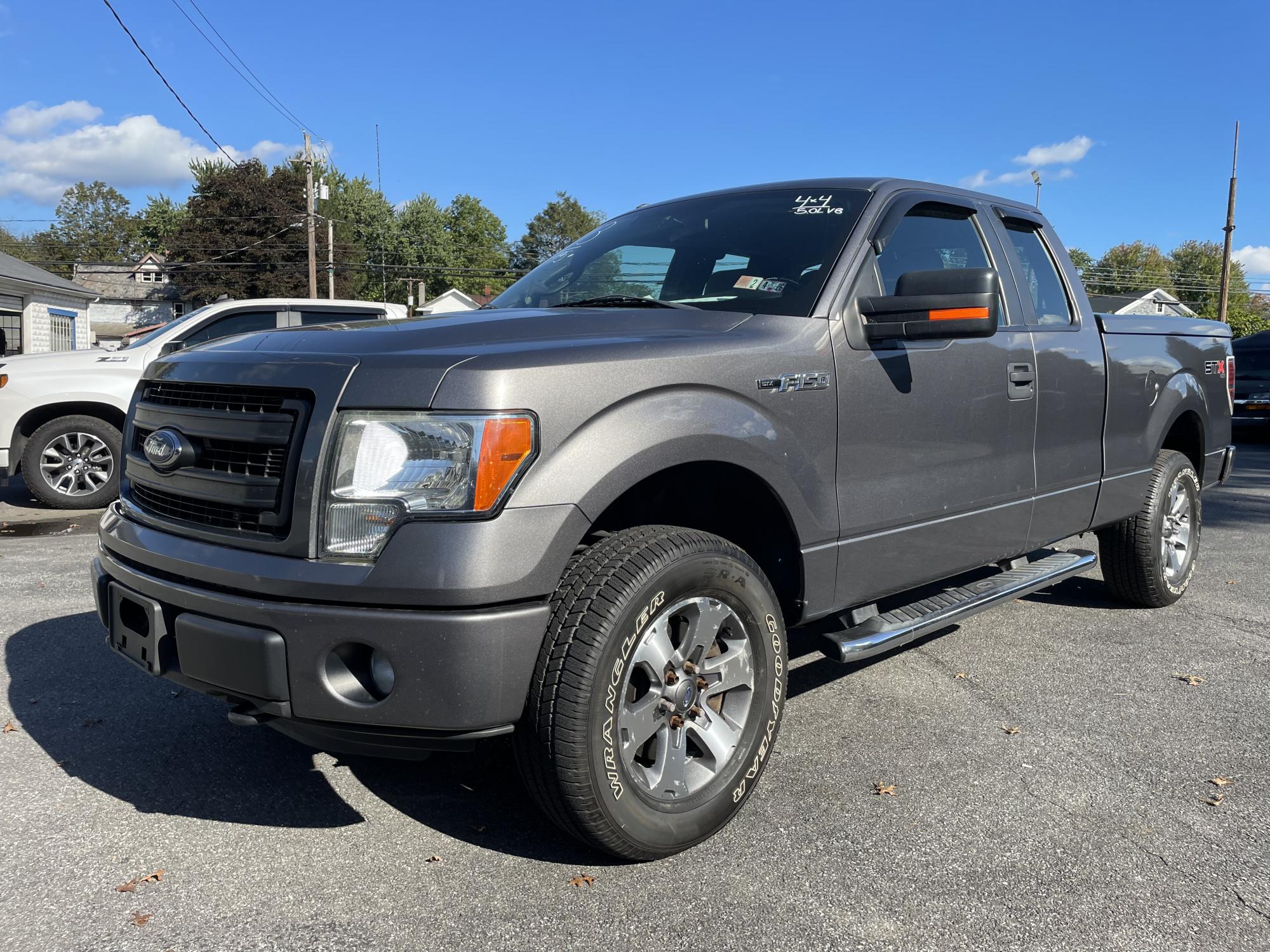 photo of 2013 Ford F-150 Lariat SuperCab 6.5-ft. Bed 4WD