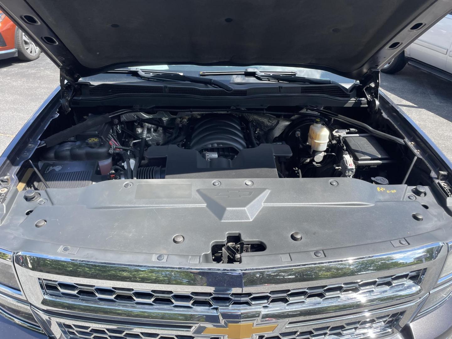 2014 Chevrolet Silverado 1500 1LT Crew Cab 4WD (3GCUKREC7EG) with an 5.3L V8 OHV 16V engine, 6-Speed Automatic transmission, located at 101 N. Main Street, Muncy, PA, 17756, (570) 546-5462, 41.207691, -76.785942 - Photo#6