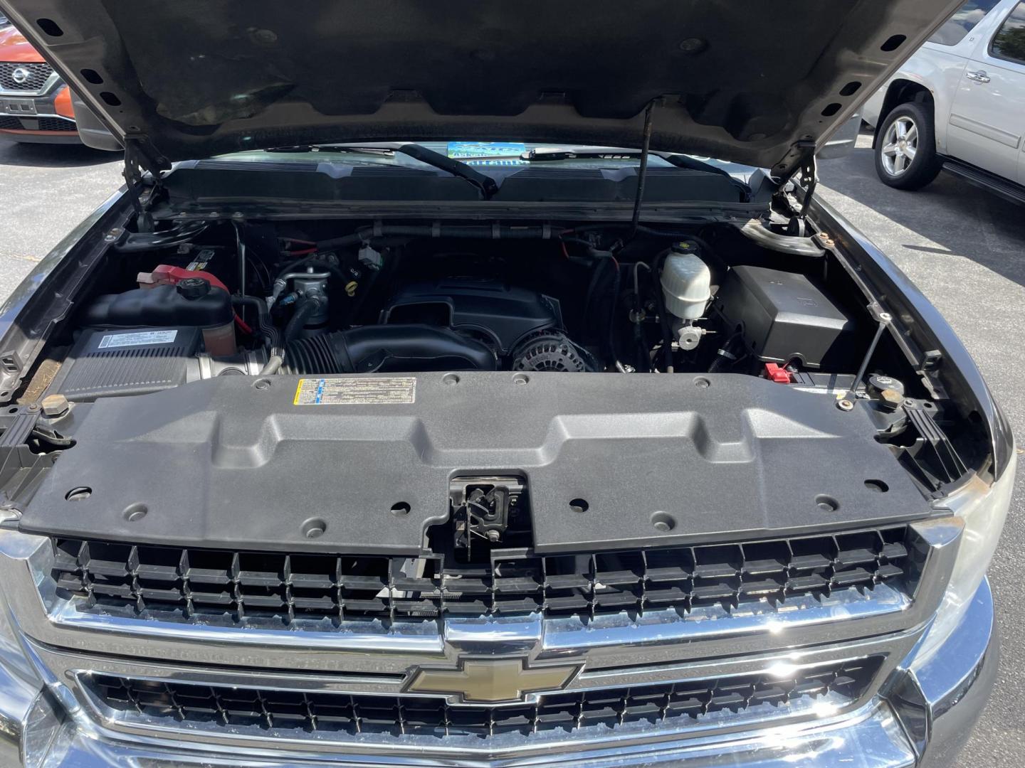 2008 Chevrolet Silverado 2500HD LT1 Ext. Cab Long Box 4WD (1GCHK29K98E) with an 6.0L V8 OHV 16V engine, 6-Speed Automatic Overdrive transmission, located at 101 N. Main Street, Muncy, PA, 17756, (570) 546-5462, 41.207691, -76.785942 - Photo#10