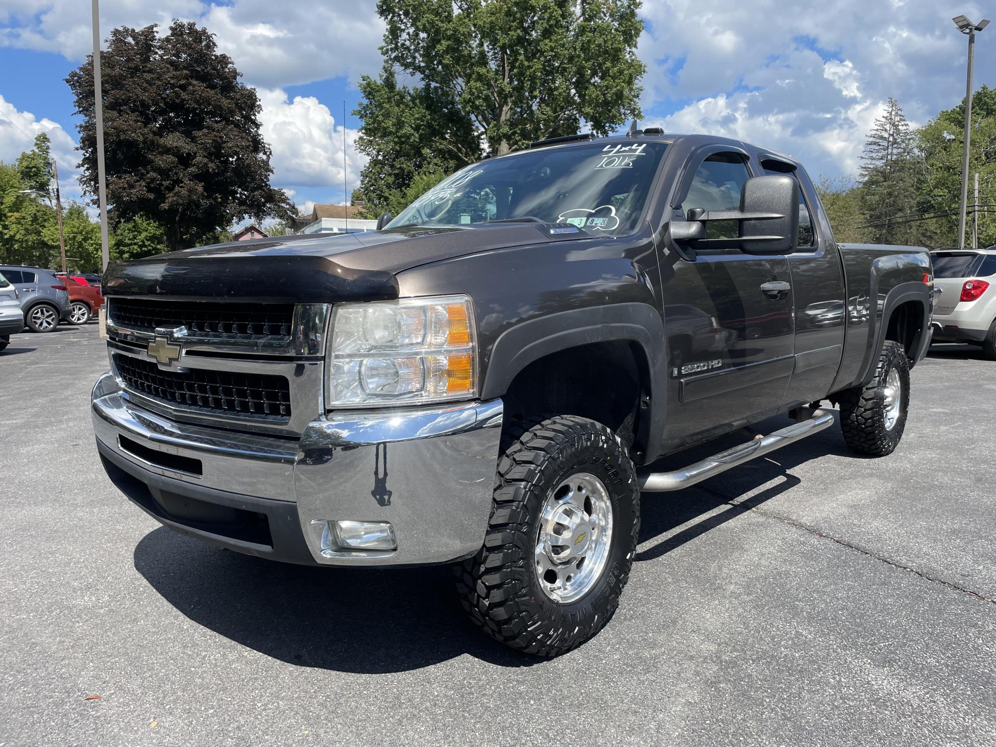 photo of 2008 Chevrolet Silverado 2500HD LT1 Ext. Cab Long Box 4WD