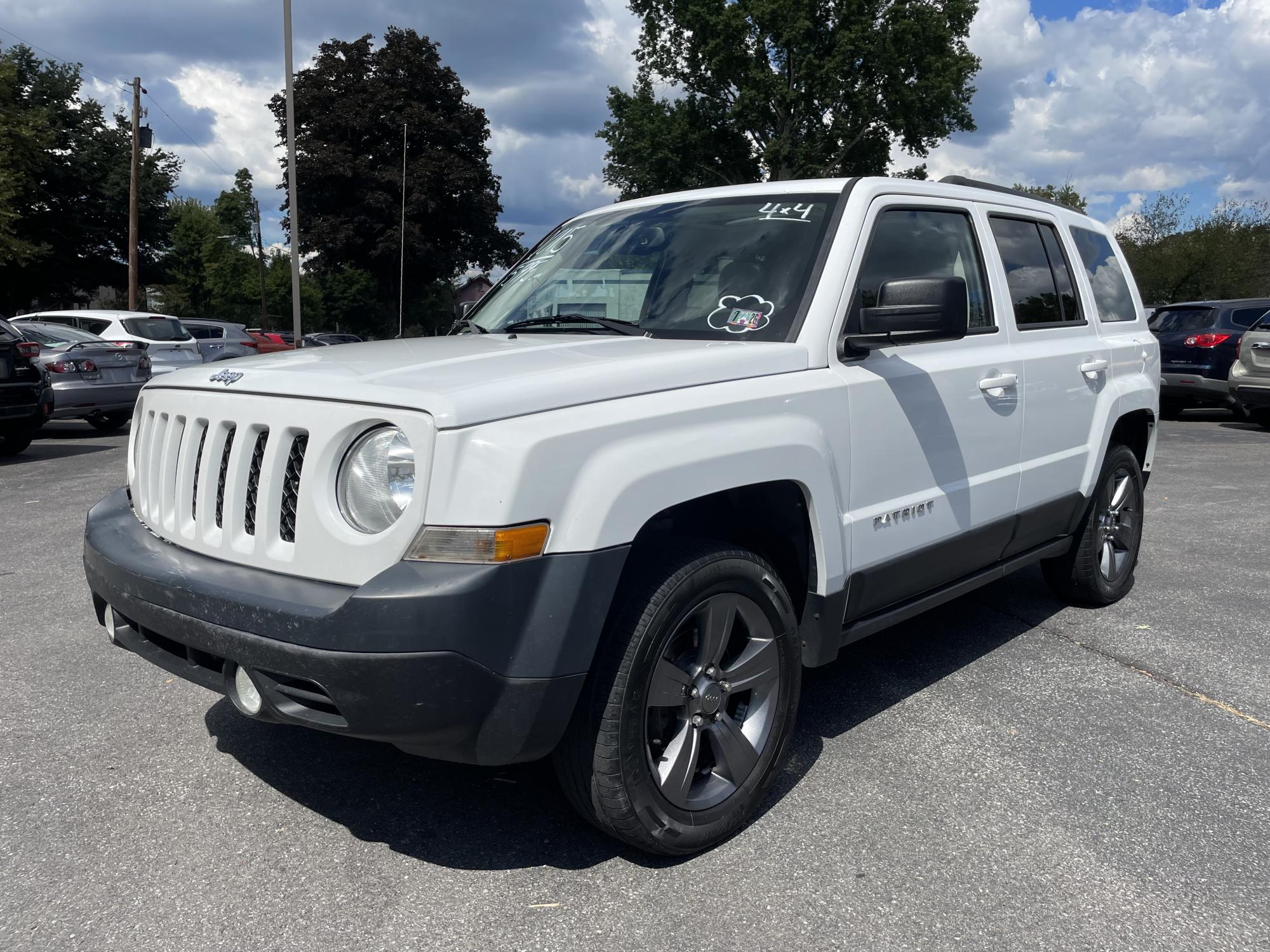 photo of 2015 Jeep Patriot Latitude 4WD