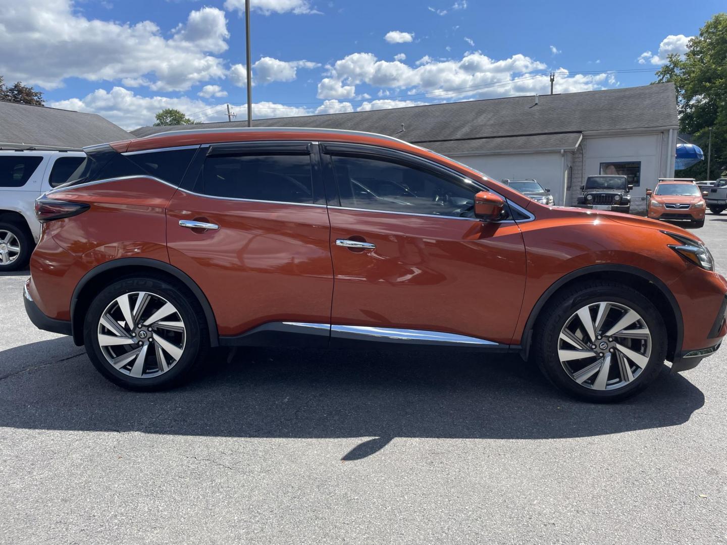 2020 Nissan Murano SL AWD (5N1AZ2CS0LN) with an 3.5L V6 DOHC 24V engine, CVT transmission, located at 101 N. Main Street, Muncy, PA, 17756, (570) 546-5462, 41.207691, -76.785942 - Photo#5