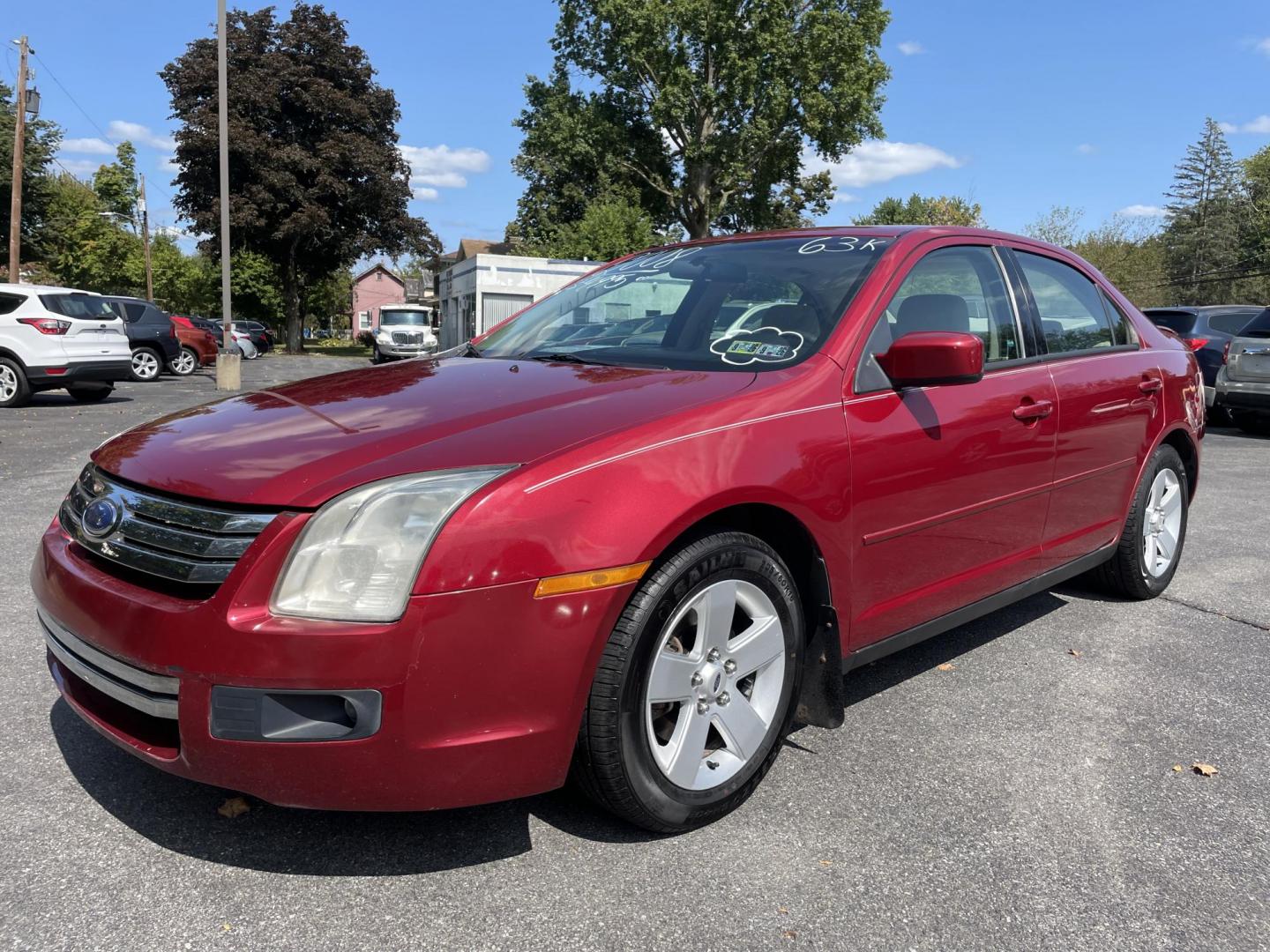 2008 burgandy /tan Ford Fusion V6 SE AWD (3FAHP01138R) with an 3.0L V6 DOHC 24V engine, located at 101 N. Main Street, Muncy, PA, 17756, (570) 546-5462, 41.207691, -76.785942 - Photo#0