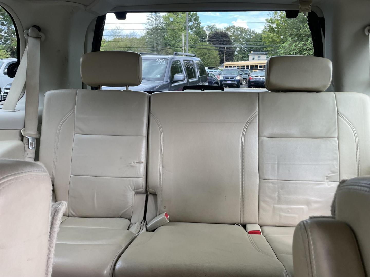 2008 Infiniti QX56 RWD (5N3AA08DX8N) with an 5.6L V8 DOHC 32V engine, 5-Speed Automatic Overdrive transmission, located at 101 N. Main Street, Muncy, PA, 17756, (570) 546-5462, 41.207691, -76.785942 - Photo#7