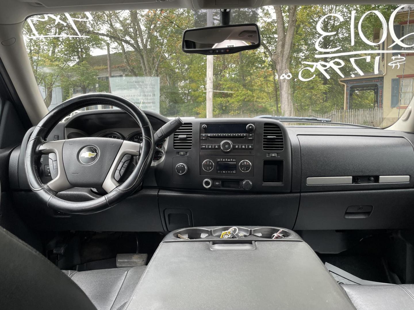 2013 blue /black Chevrolet Silverado 3500HD LT Crew Cab 4WD (1GC4K0C88DF) with an 6.6L V8 OHV 32V TURBO DIESEL engine, 6-Speed Automatic transmission, located at 101 N. Main Street, Muncy, PA, 17756, (570) 546-5462, 41.207691, -76.785942 - Photo#6