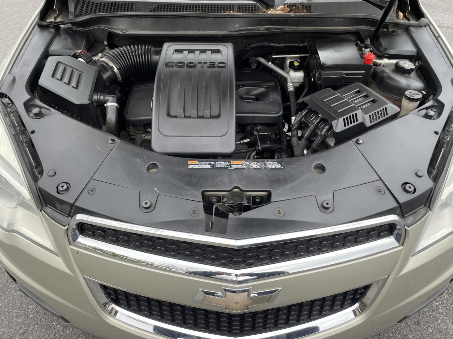 2015 /black Chevrolet Equinox 1LT AWD (2GNFLFEK3F6) with an 2.4L L4 DOHC 16V FFV engine, 6-Speed Automatic transmission, located at 101 N. Main Street, Muncy, PA, 17756, (570) 546-5462, 41.207691, -76.785942 - Photo#8