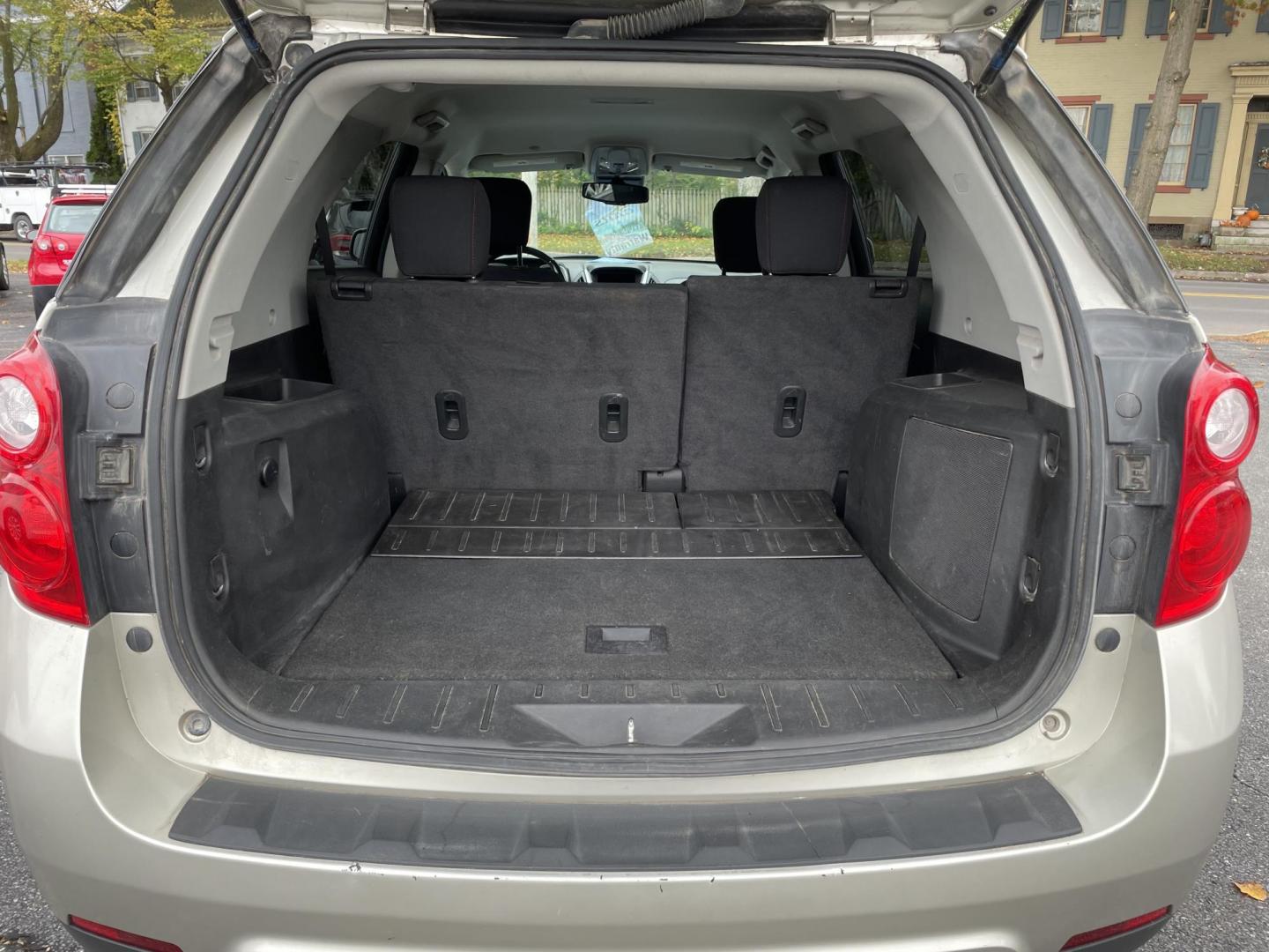2015 /black Chevrolet Equinox 1LT AWD (2GNFLFEK3F6) with an 2.4L L4 DOHC 16V FFV engine, 6-Speed Automatic transmission, located at 101 N. Main Street, Muncy, PA, 17756, (570) 546-5462, 41.207691, -76.785942 - Photo#7