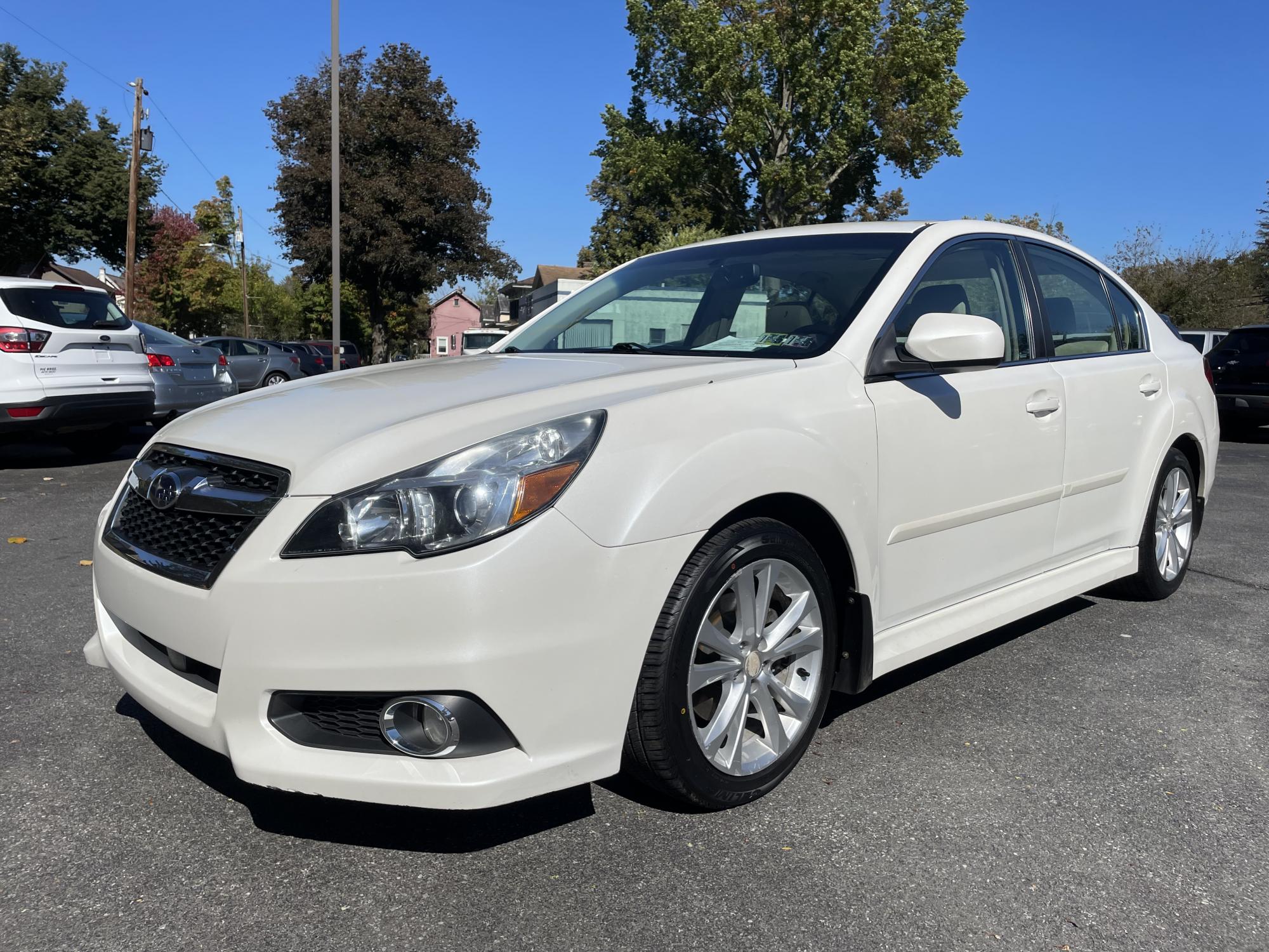 photo of 2014 Subaru Legacy 2.5i Limited