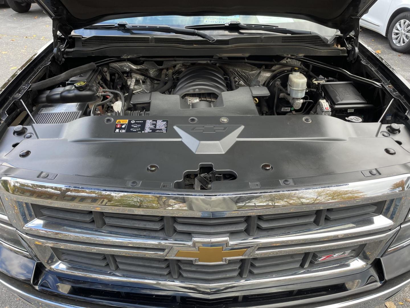 2014 black /black Chevrolet Silverado 1500 1LT Crew Cab 4WD (3GCUKREC1EG) with an 5.3L V8 OHV 16V engine, 6-Speed Automatic transmission, located at 101 N. Main Street, Muncy, PA, 17756, (570) 546-5462, 41.207691, -76.785942 - Photo#8