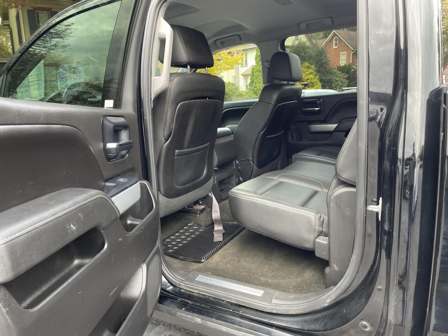 2014 black /black Chevrolet Silverado 1500 1LT Crew Cab 4WD (3GCUKREC1EG) with an 5.3L V8 OHV 16V engine, 6-Speed Automatic transmission, located at 101 N. Main Street, Muncy, PA, 17756, (570) 546-5462, 41.207691, -76.785942 - Photo#7