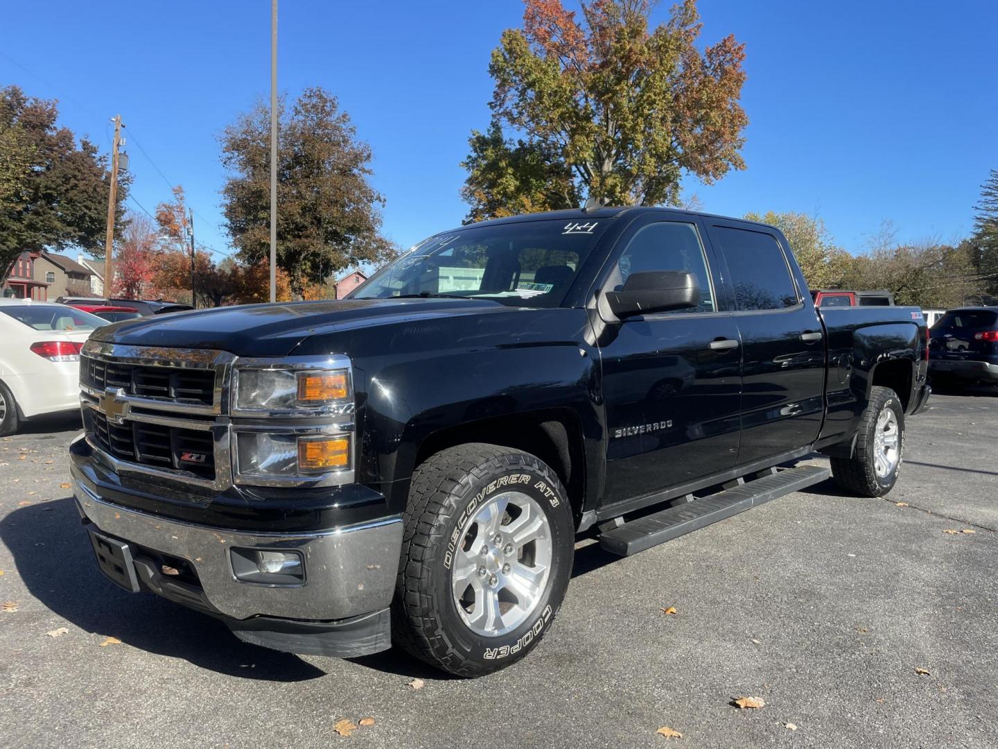 2014 black /black Chevrolet Silverado 1500 1LT Crew Cab 4WD (3GCUKREC1EG) with an 5.3L V8 OHV 16V engine, 6-Speed Automatic transmission, located at 101 N. Main Street, Muncy, PA, 17756, (570) 546-5462, 41.207691, -76.785942 - Photo#0