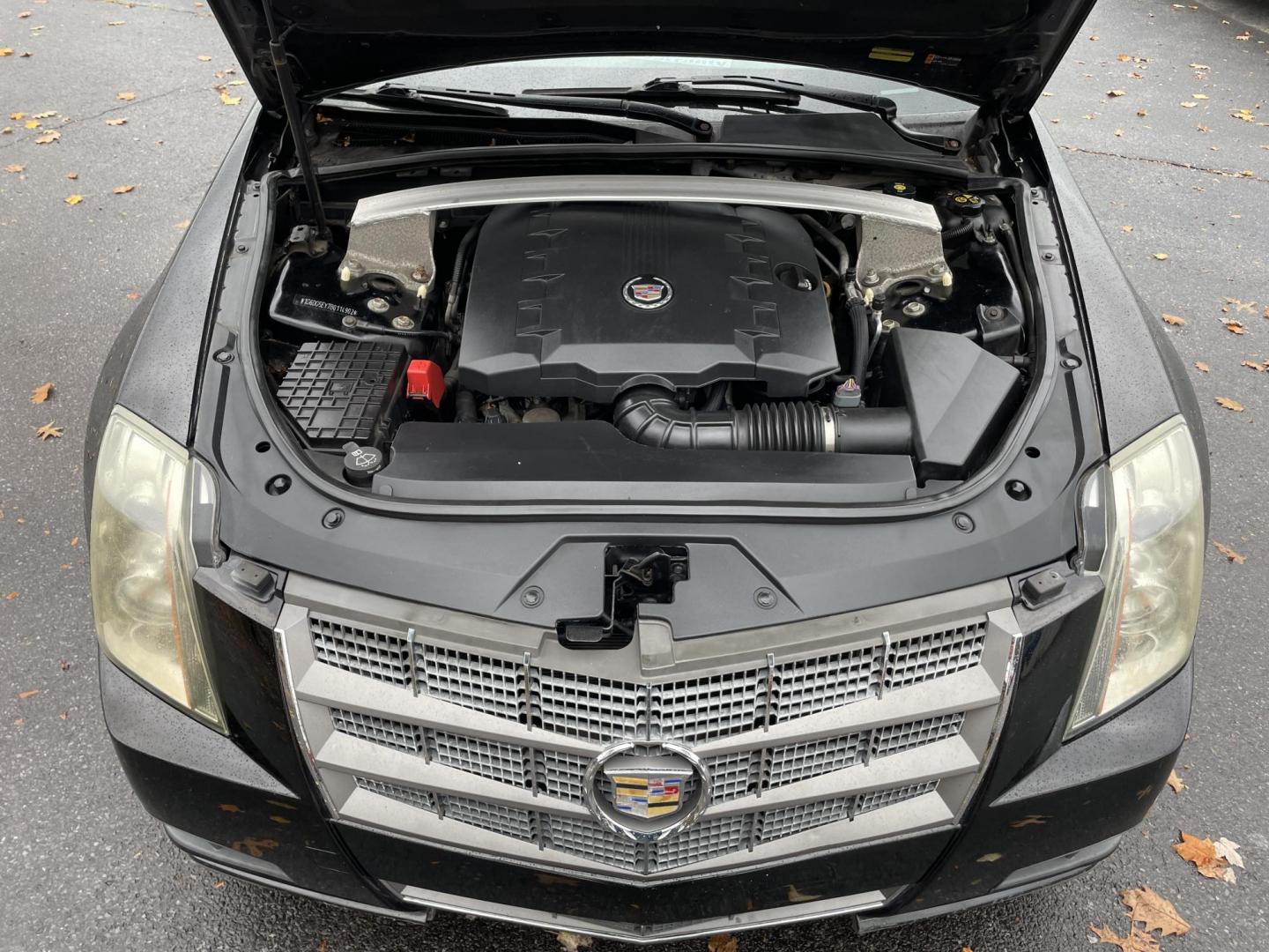 2011 black /black Cadillac CTS 3.0L Luxury AWD (1G6DG5EY7B0) with an 3.0L V6 DOHC 24V engine, 6-Speed Automatic transmission, located at 101 N. Main Street, Muncy, PA, 17756, (570) 546-5462, 41.207691, -76.785942 - Photo#8