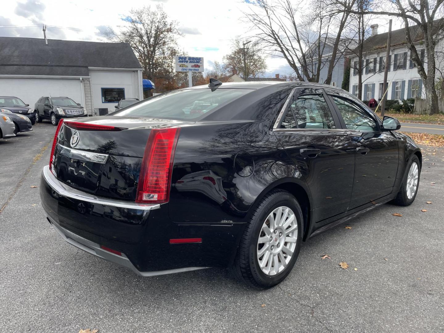 2011 black /black Cadillac CTS 3.0L Luxury AWD (1G6DG5EY7B0) with an 3.0L V6 DOHC 24V engine, 6-Speed Automatic transmission, located at 101 N. Main Street, Muncy, PA, 17756, (570) 546-5462, 41.207691, -76.785942 - Photo#3