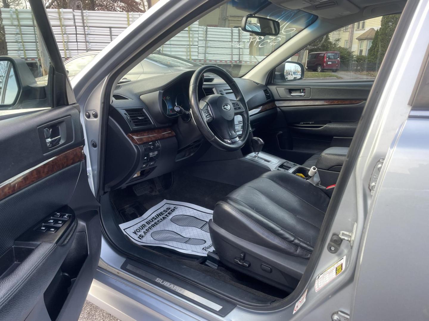 2013 Subaru Legacy 2.5i Limited (4S3BMBK67D3) with an 2.5L H4 SOHC 16V engine, Continuously Variable Transmission transmission, located at 101 N. Main Street, Muncy, PA, 17756, (570) 546-5462, 41.207691, -76.785942 - Photo#4