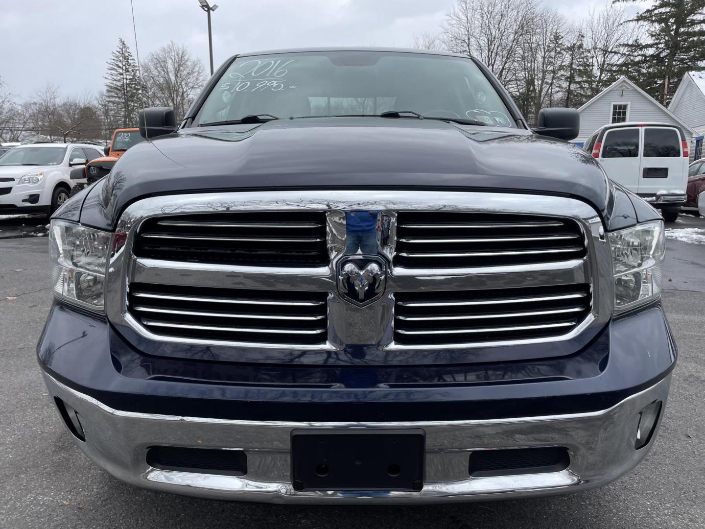 2016 BLUE RAM 1500 SLT Quad Cab 4WD (1C6RR7GTXGS) with an 5.7L V8 OHV 16V engine, 6A transmission, located at 101 N. Main Street, Muncy, PA, 17756, (570) 546-5462, 41.207691, -76.785942 - Photo#4