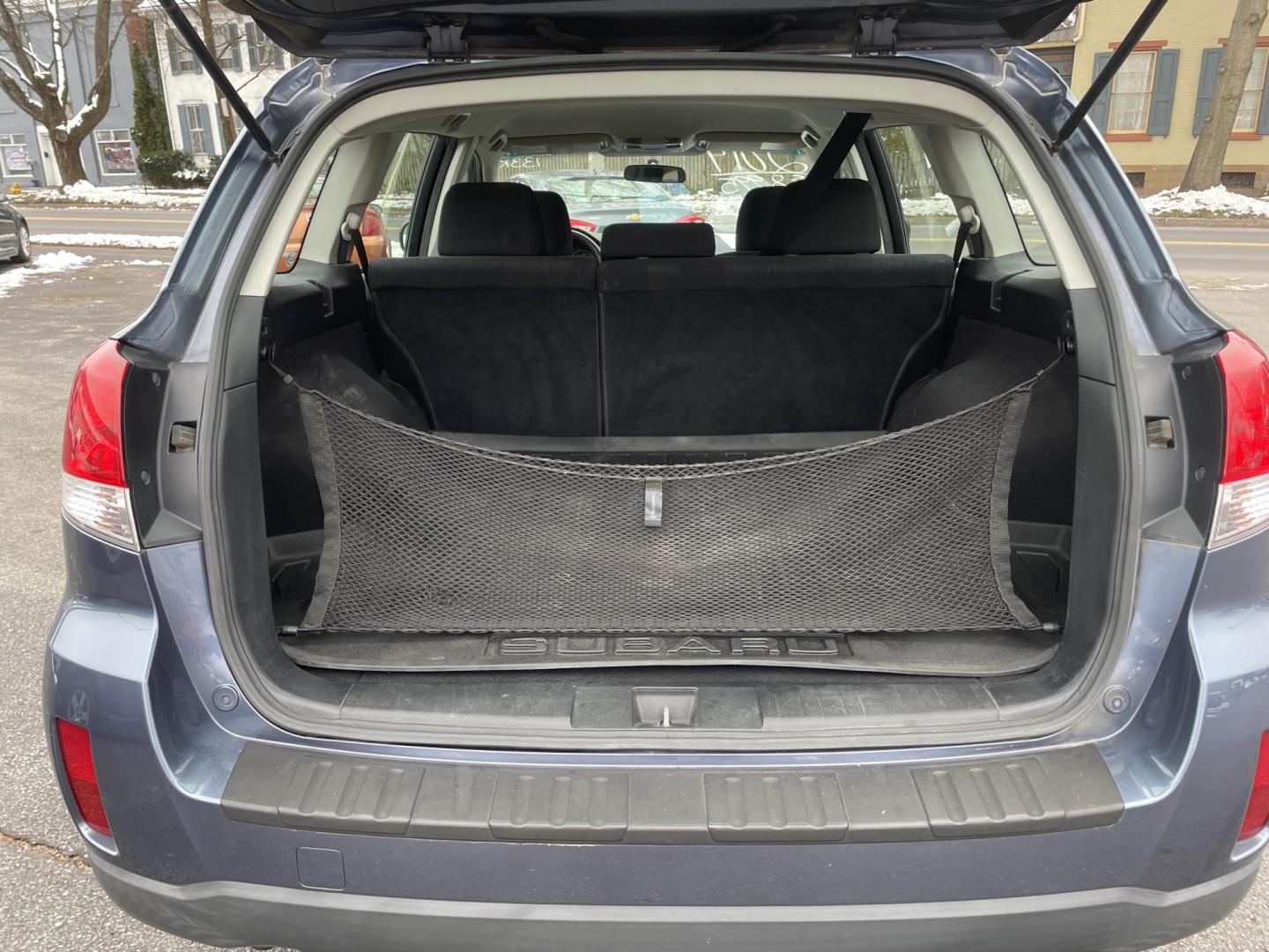 2014 BLUE Subaru Outback 2.5i (4S4BRBAC0E3) with an 2.5L H4 DOHC 16V engine, located at 101 N. Main Street, Muncy, PA, 17756, (570) 546-5462, 41.207691, -76.785942 - Photo#6