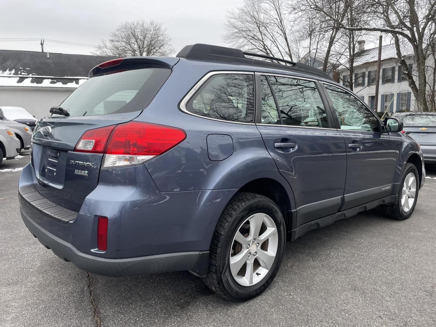 2014 BLUE Subaru Outback 2.5i (4S4BRBAC0E3) with an 2.5L H4 DOHC 16V engine, located at 101 N. Main Street, Muncy, PA, 17756, (570) 546-5462, 41.207691, -76.785942 - Photo#2
