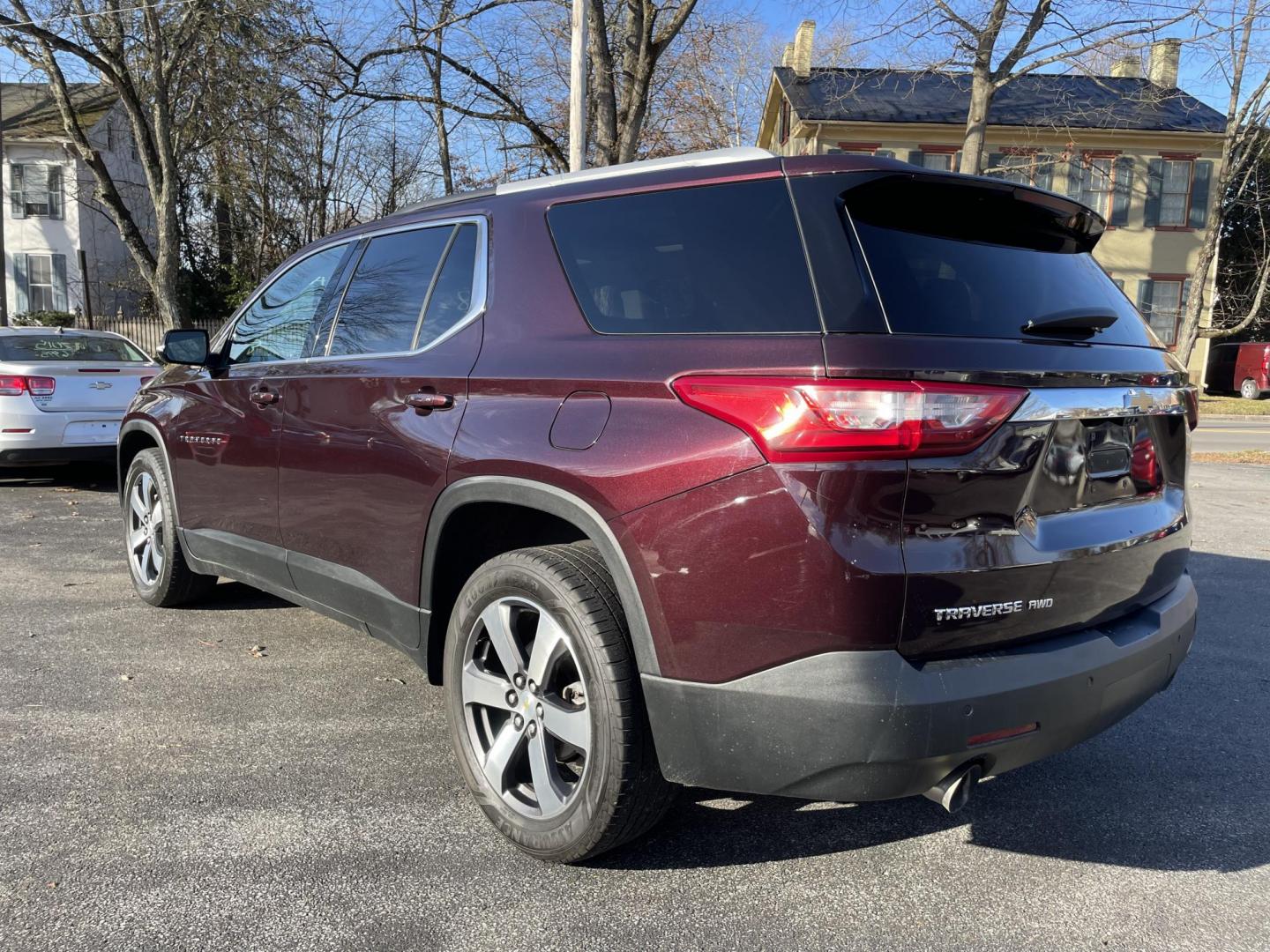 2018 Chevrolet Traverse LT Feather AWD (1GNEVHKW2JJ) with an 3.6L V6 DOHC 24V engine, 9A transmission, located at 101 N. Main Street, Muncy, PA, 17756, (570) 546-5462, 41.207691, -76.785942 - Photo#3
