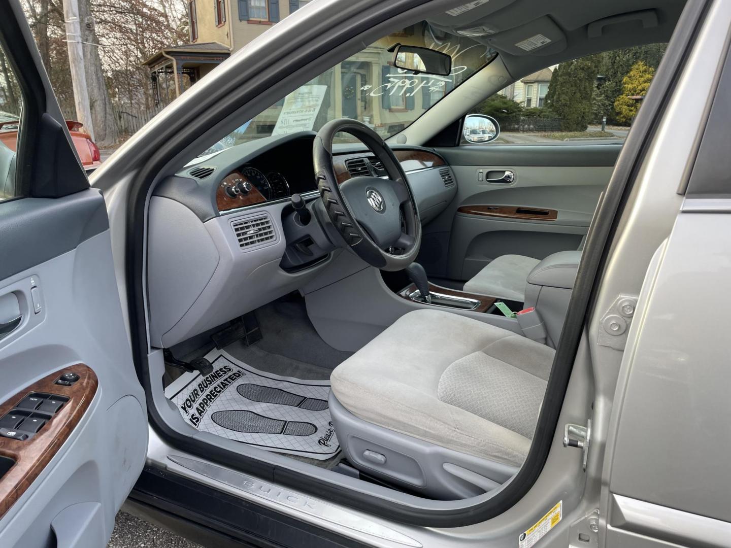 2006 Buick LaCrosse CX (2G4WC552161) with an 3.8L V6 OHV 12V engine, 4-Speed Automatic Overdrive transmission, located at 101 N. Main Street, Muncy, PA, 17756, (570) 546-5462, 41.207691, -76.785942 - Photo#4