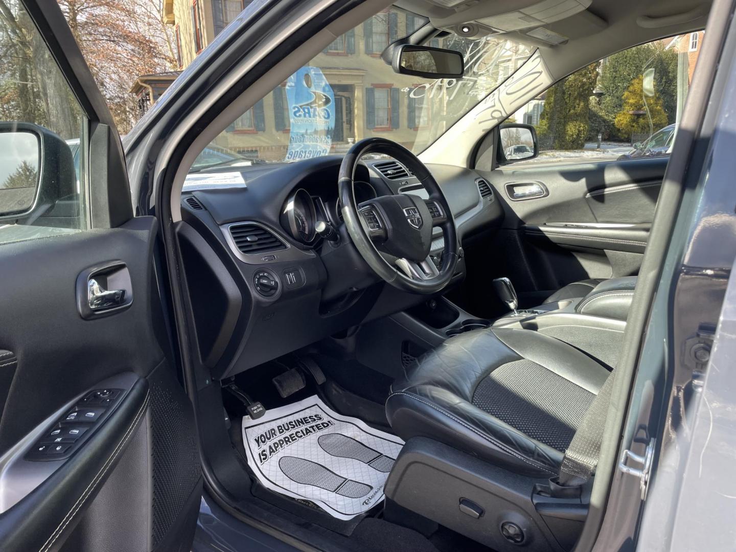 2018 Dodge Journey Crossroad AWD (3C4PDDGG8JT) with an 3.6L V6 DOHC 24V engine, 6A transmission, located at 101 N. Main Street, Muncy, PA, 17756, (570) 546-5462, 41.207691, -76.785942 - Photo#5