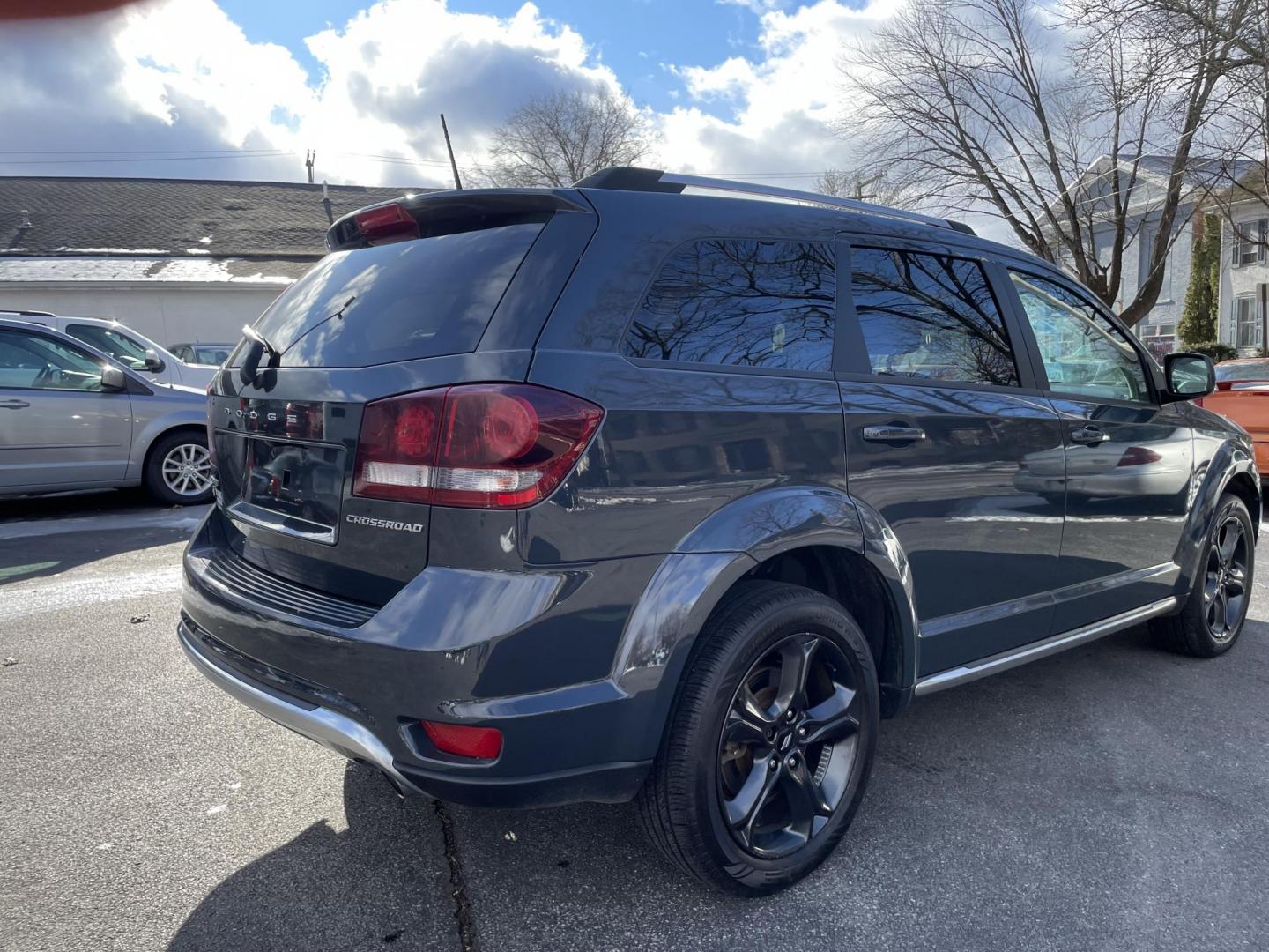2018 Dodge Journey Crossroad AWD (3C4PDDGG8JT) with an 3.6L V6 DOHC 24V engine, 6A transmission, located at 101 N. Main Street, Muncy, PA, 17756, (570) 546-5462, 41.207691, -76.785942 - Photo#3