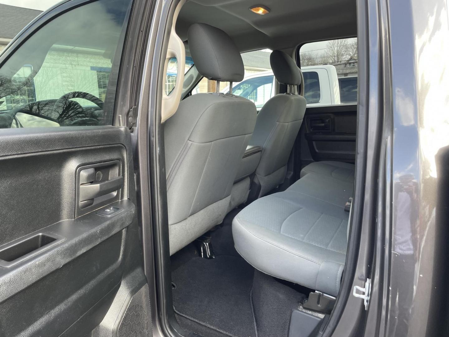 2017 RAM 1500 Tradesman Quad Cab 4WD (1C6RR7FG5HS) with an 3.6L V6 DOHC 24V FFV engine, 8A transmission, located at 101 N. Main Street, Muncy, PA, 17756, (570) 546-5462, 41.207691, -76.785942 - Photo#5