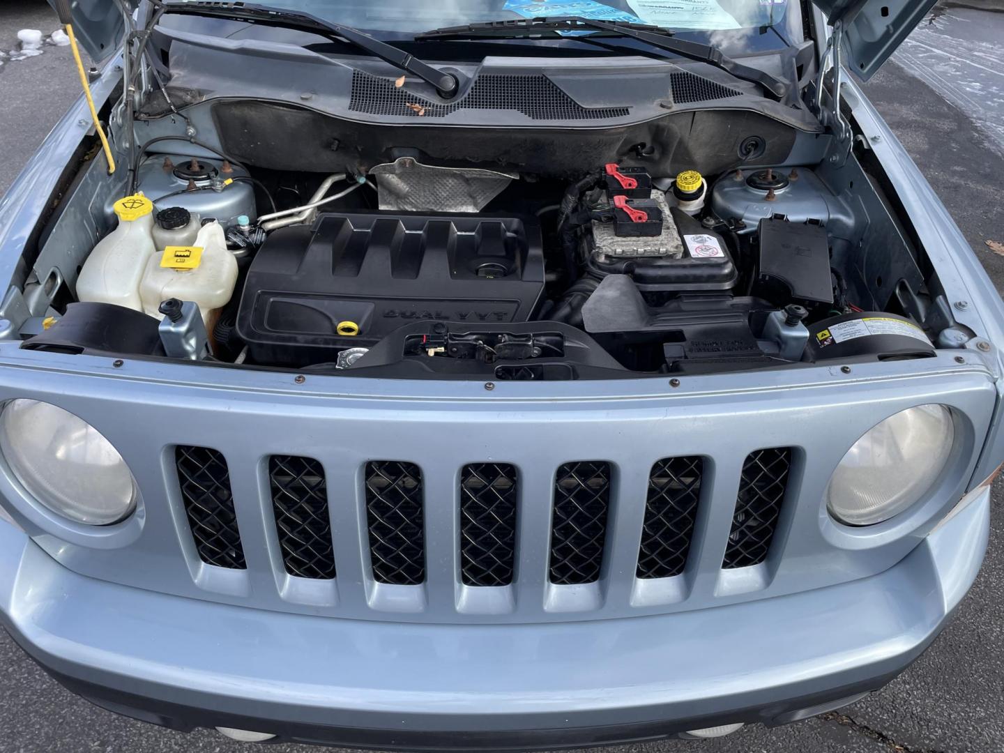 2013 Jeep Patriot Latitude 4WD (1C4NJRFB7DD) with an 2.4L L4 DOHC 16V engine, located at 101 N. Main Street, Muncy, PA, 17756, (570) 546-5462, 41.207691, -76.785942 - Photo#7