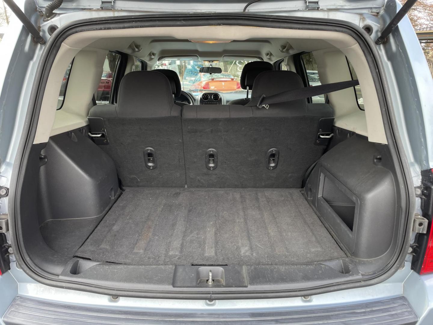 2013 Jeep Patriot Latitude 4WD (1C4NJRFB7DD) with an 2.4L L4 DOHC 16V engine, located at 101 N. Main Street, Muncy, PA, 17756, (570) 546-5462, 41.207691, -76.785942 - Photo#6