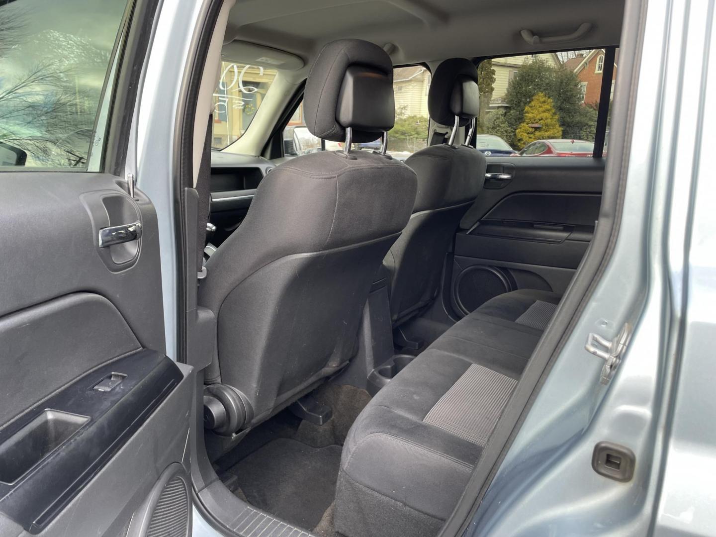 2013 Jeep Patriot Latitude 4WD (1C4NJRFB7DD) with an 2.4L L4 DOHC 16V engine, located at 101 N. Main Street, Muncy, PA, 17756, (570) 546-5462, 41.207691, -76.785942 - Photo#5