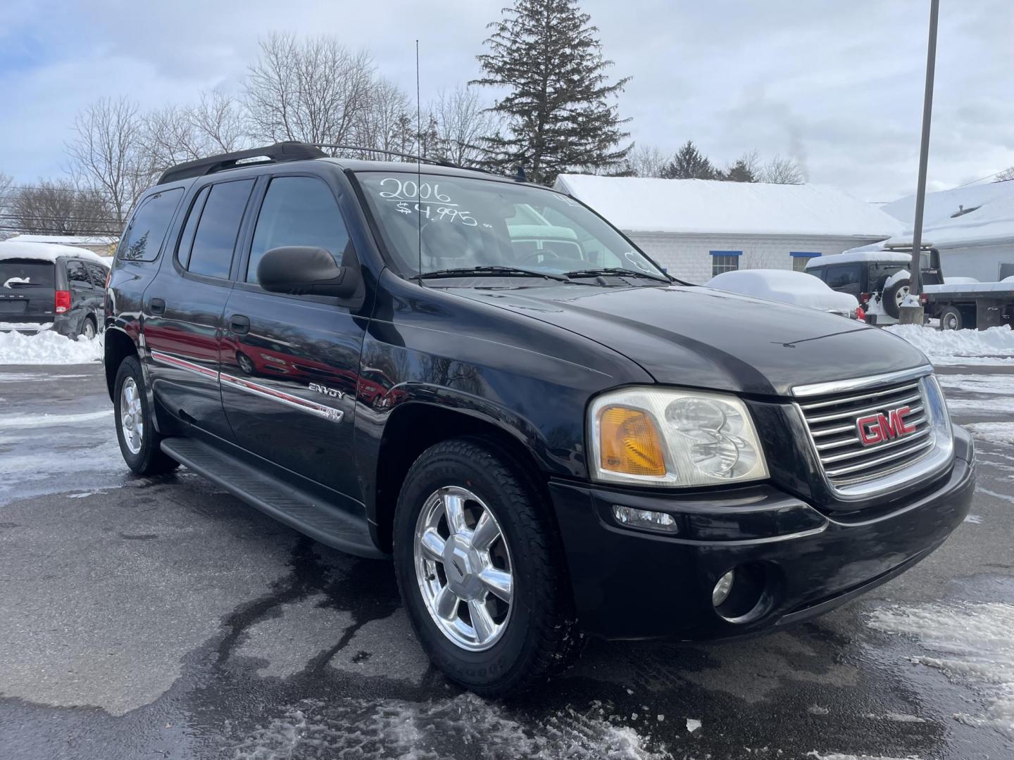 2006 black GMC Envoy XL SLE 4WD (1GKET16S766) with an 4.2L L6 DOHC 24V engine, 4-Speed Automatic Overdrive transmission, located at 101 N. Main Street, Muncy, PA, 17756, (570) 546-5462, 41.207691, -76.785942 - Photo#1