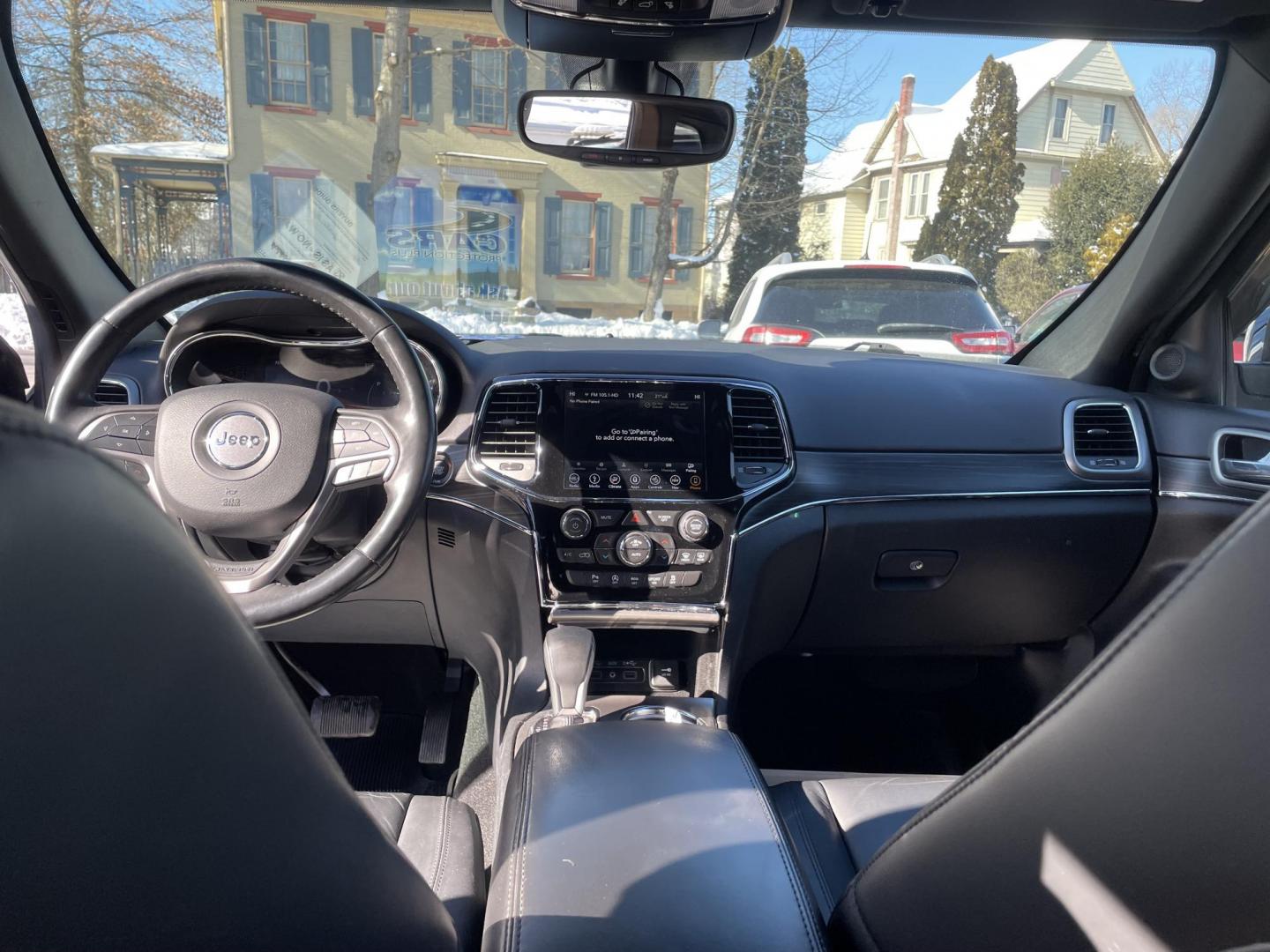 2019 BLUE Jeep Grand Cherokee Limited 4WD (1C4RJFBG0KC) with an 3.6L V6 DOHC 24V engine, 8A transmission, located at 101 N. Main Street, Muncy, PA, 17756, (570) 546-5462, 41.207691, -76.785942 - Photo#6