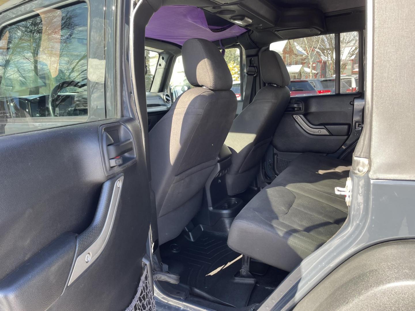 2016 Jeep Wrangler Unlimited Sport 4WD (1C4BJWDG6GL) with an 3.6L V6 DOHC 24V FFV engine, located at 101 N. Main Street, Muncy, PA, 17756, (570) 546-5462, 41.207691, -76.785942 - Photo#7