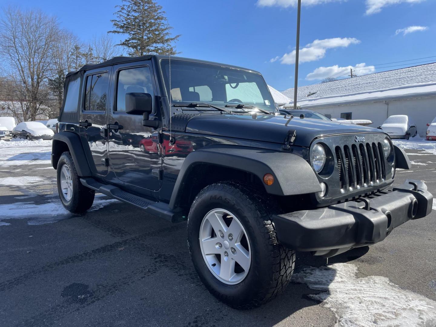 2016 Jeep Wrangler Unlimited Sport 4WD (1C4BJWDG6GL) with an 3.6L V6 DOHC 24V FFV engine, located at 101 N. Main Street, Muncy, PA, 17756, (570) 546-5462, 41.207691, -76.785942 - Photo#1