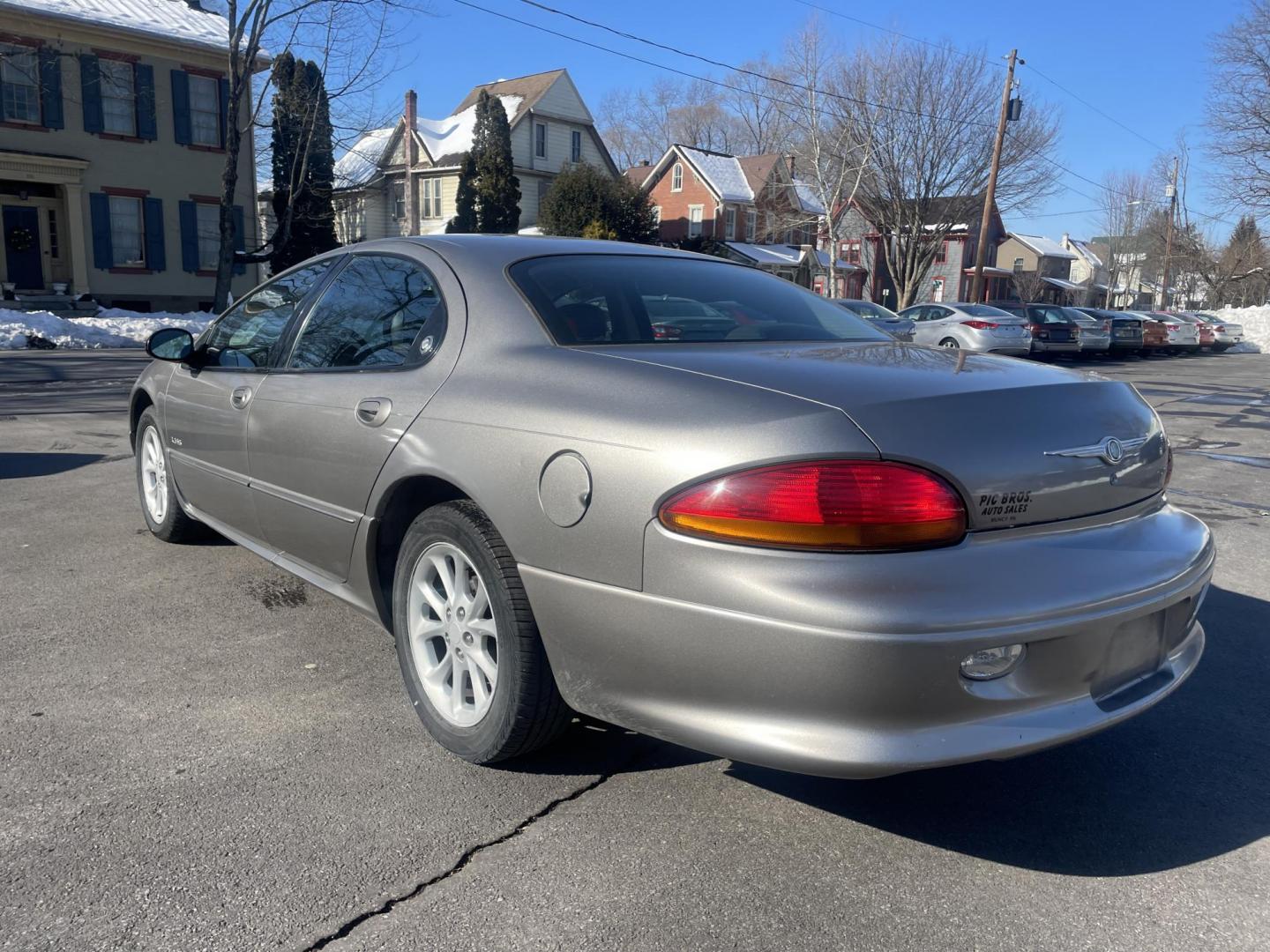 1999 Chrysler LHS Sedan (2C3HC56G6XH) with an 3.5L V6 SOHC 24V engine, 4-Speed Automatic Overdrive transmission, located at 101 N. Main Street, Muncy, PA, 17756, (570) 546-5462, 41.207691, -76.785942 - Photo#3