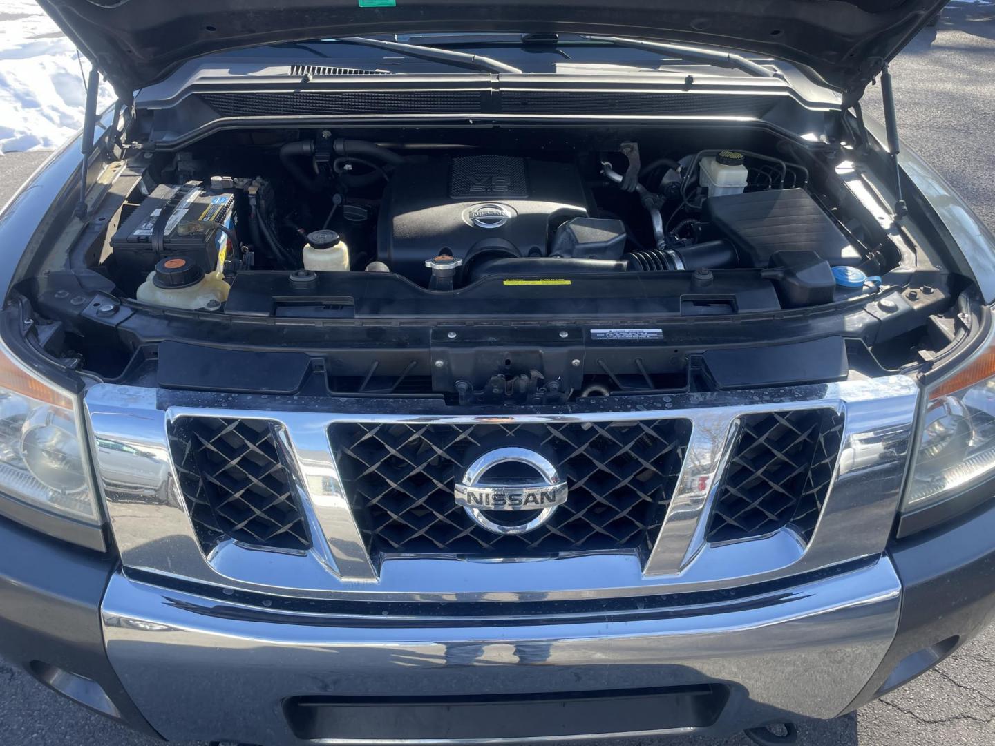 2011 Nissan Titan PRO-4X Crew Cab 4WD SWB (1N6AA0EC2BN) with an 5.6L V8 DOHC 32V engine, 5-Speed Automatic transmission, located at 101 N. Main Street, Muncy, PA, 17756, (570) 546-5462, 41.207691, -76.785942 - Photo#7