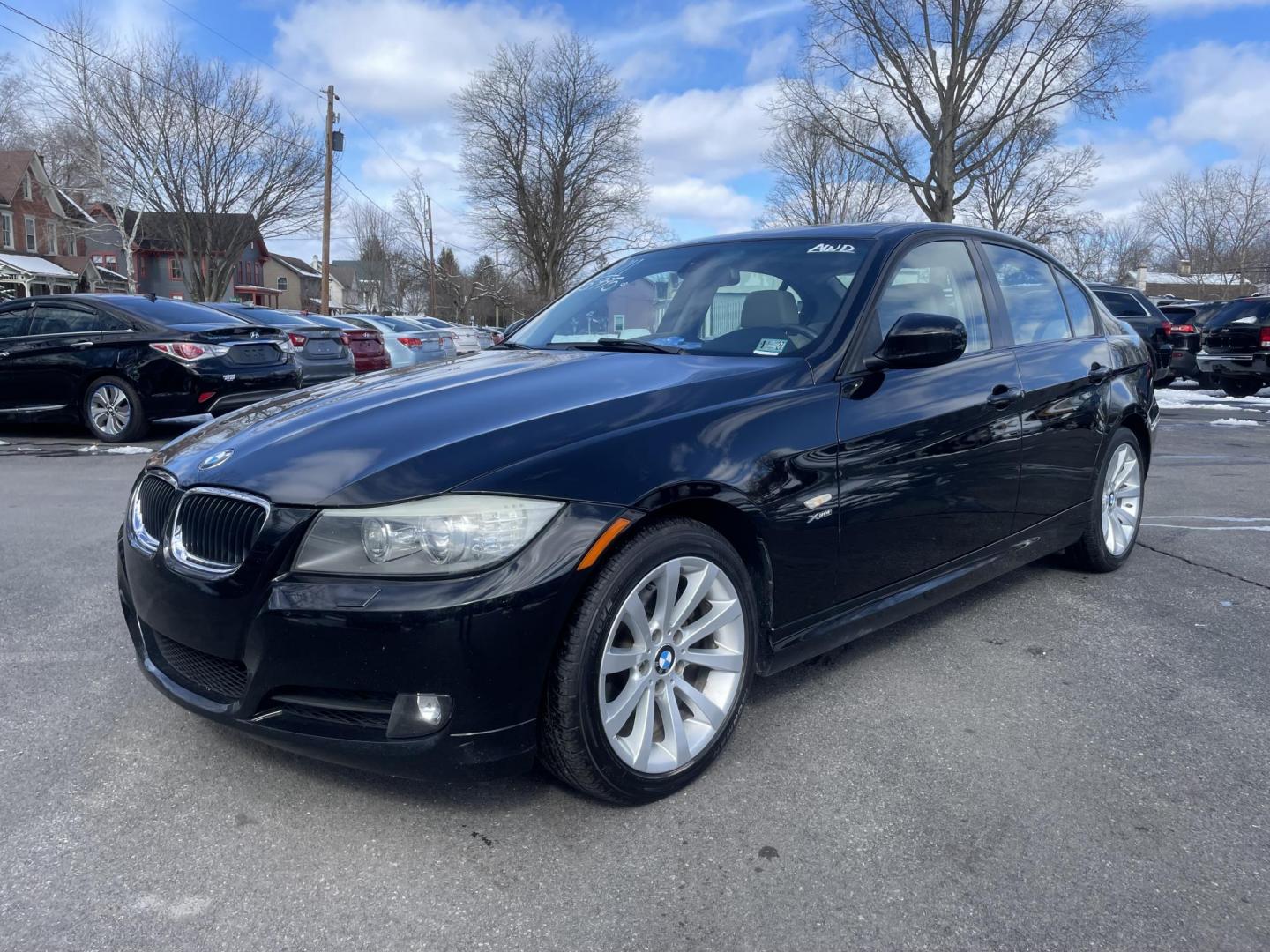 2011 black BMW 3-Series 328i xDrive (WBAPK5C5XBA) with an 3.0L L6 DOHC 24V engine, located at 101 N. Main Street, Muncy, PA, 17756, (570) 546-5462, 41.207691, -76.785942 - Photo#0
