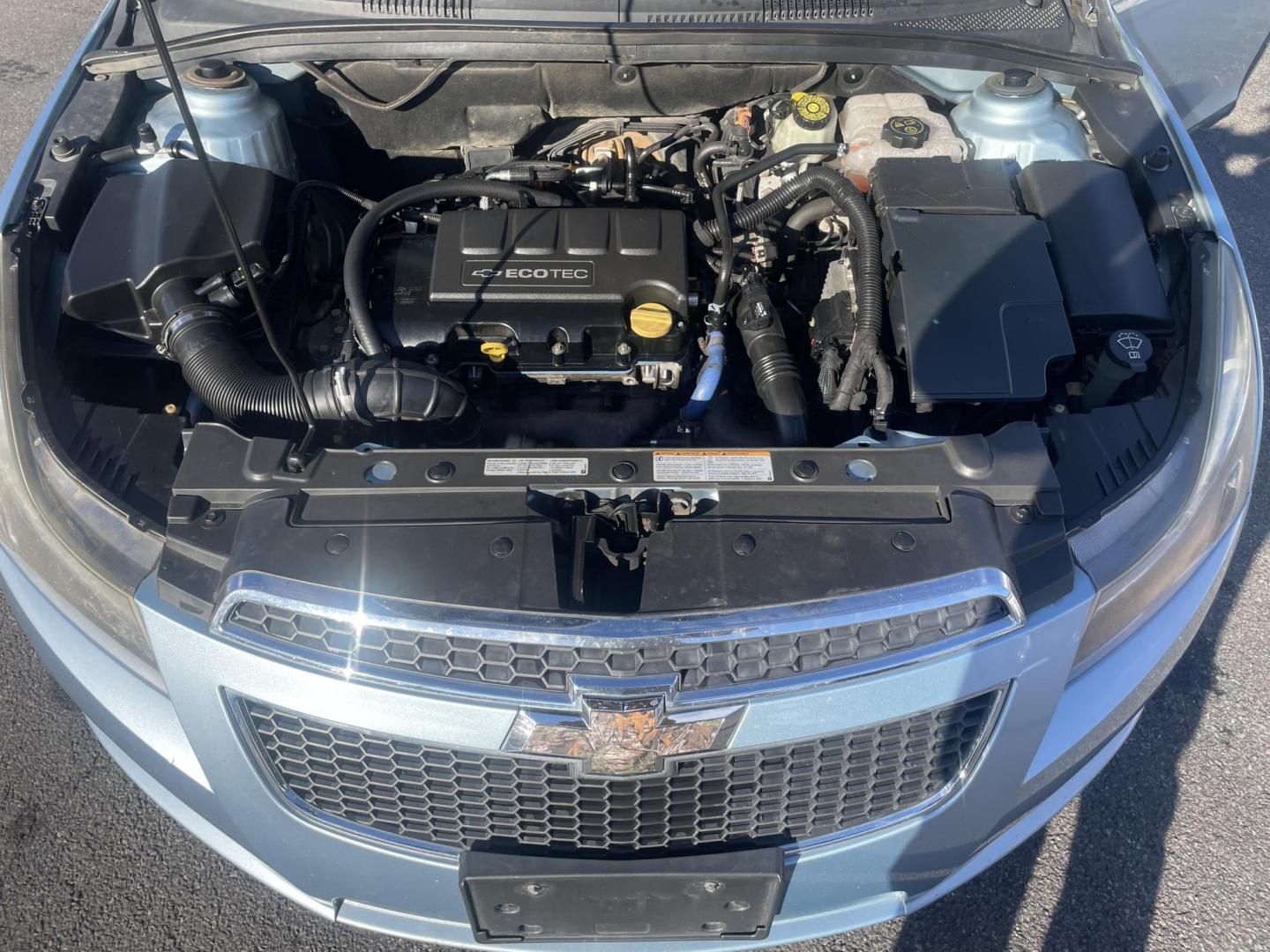 2011 BLUE Chevrolet Cruze LTZ (1G1PK5S94B7) with an 1.4L L4 DOHC 16V TURBO engine, 6-Speed Manual transmission, located at 101 N. Main Street, Muncy, PA, 17756, (570) 546-5462, 41.207691, -76.785942 - Photo#8