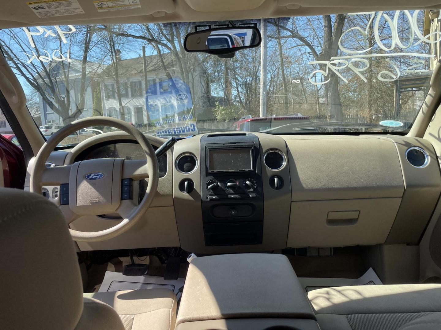 2005 burgandy Ford F-150 FX4 SuperCrew 4WD (1FTPW14525F) with an 5.4L V6 SOHC 16V engine, 4-Speed Automatic Overdrive transmission, located at 101 N. Main Street, Muncy, PA, 17756, (570) 546-5462, 41.207691, -76.785942 - Photo#4