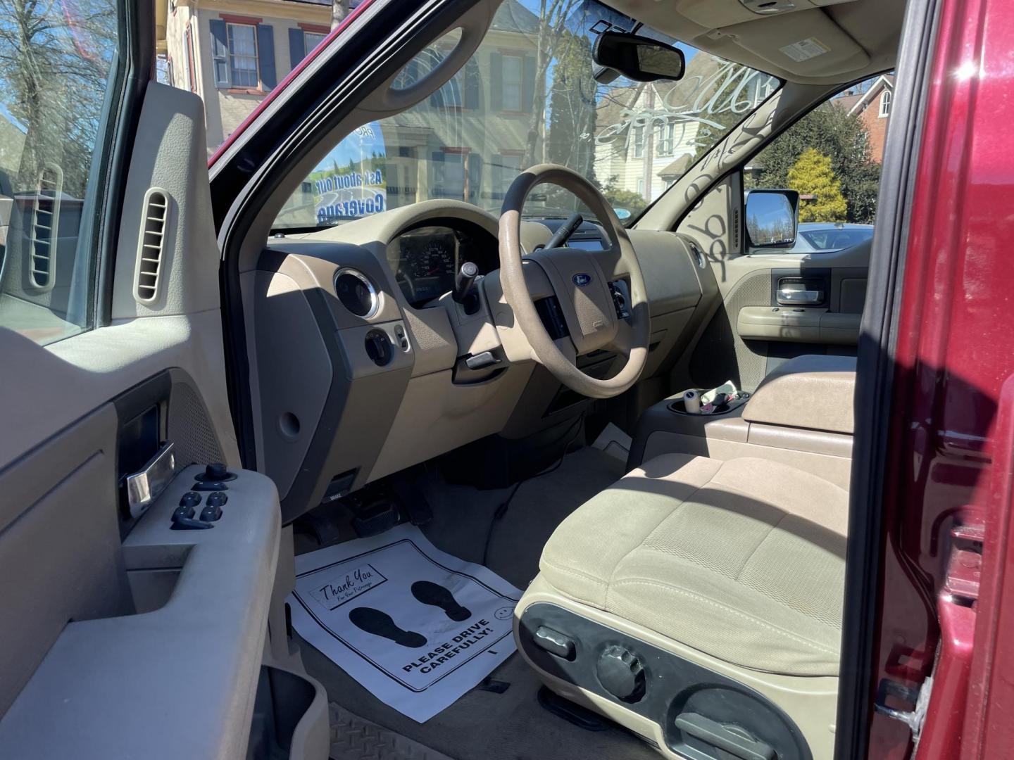 2005 burgandy Ford F-150 FX4 SuperCrew 4WD (1FTPW14525F) with an 5.4L V6 SOHC 16V engine, 4-Speed Automatic Overdrive transmission, located at 101 N. Main Street, Muncy, PA, 17756, (570) 546-5462, 41.207691, -76.785942 - Photo#5