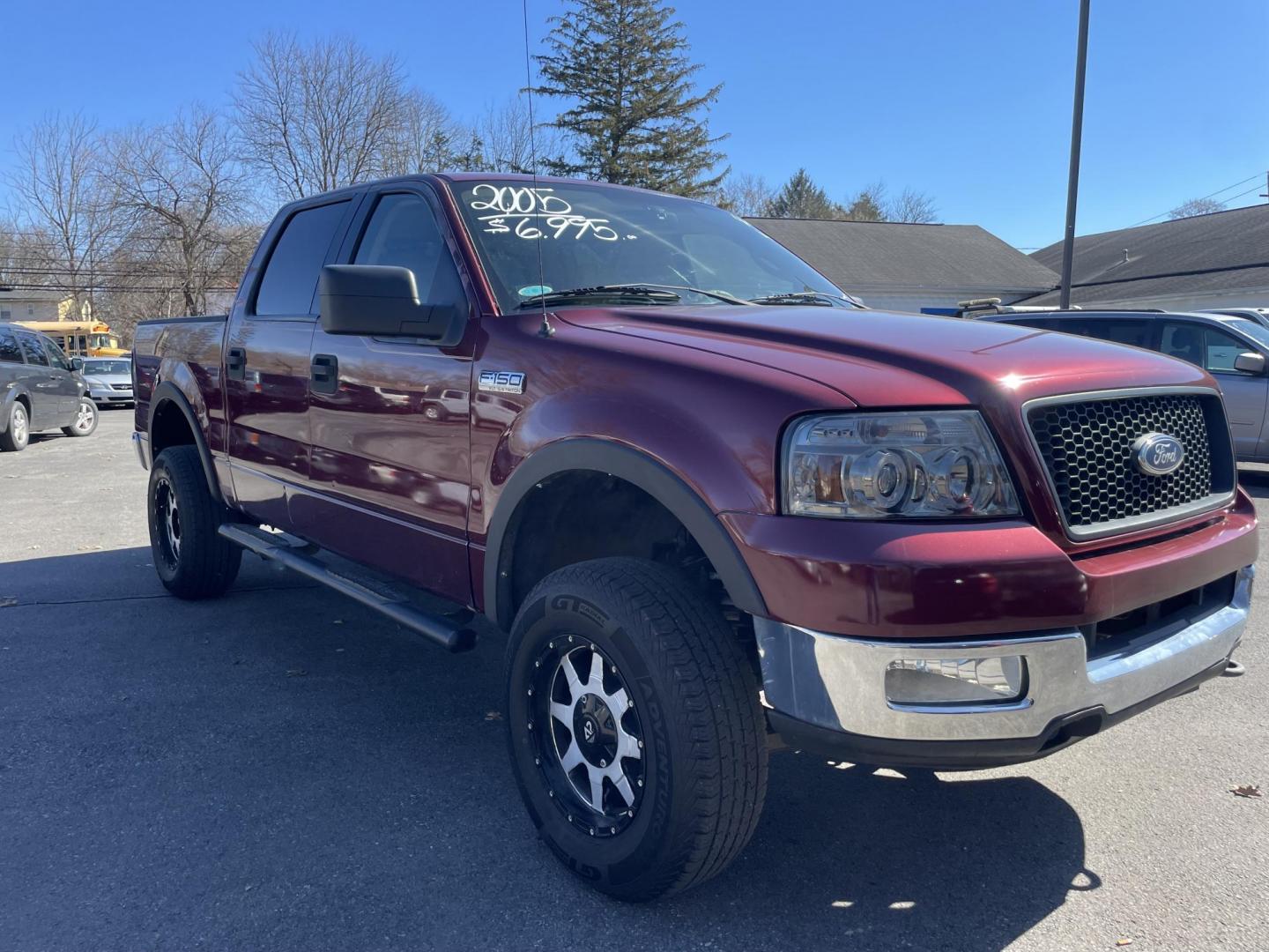 2005 burgandy Ford F-150 FX4 SuperCrew 4WD (1FTPW14525F) with an 5.4L V6 SOHC 16V engine, 4-Speed Automatic Overdrive transmission, located at 101 N. Main Street, Muncy, PA, 17756, (570) 546-5462, 41.207691, -76.785942 - Photo#1