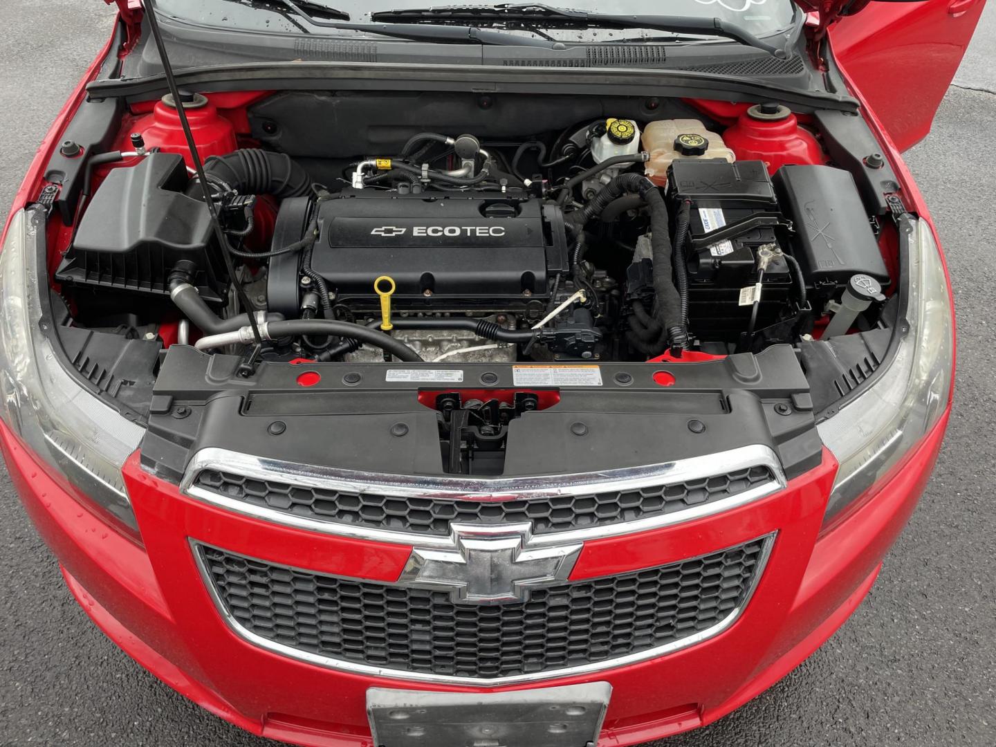 2014 Chevrolet Cruze LS Manual (1G1PB5SG6E7) with an 1.8L L4 DOHC 16V engine, 6-Speed Manual transmission, located at 101 N. Main Street, Muncy, PA, 17756, (570) 546-5462, 41.207691, -76.785942 - Photo#7