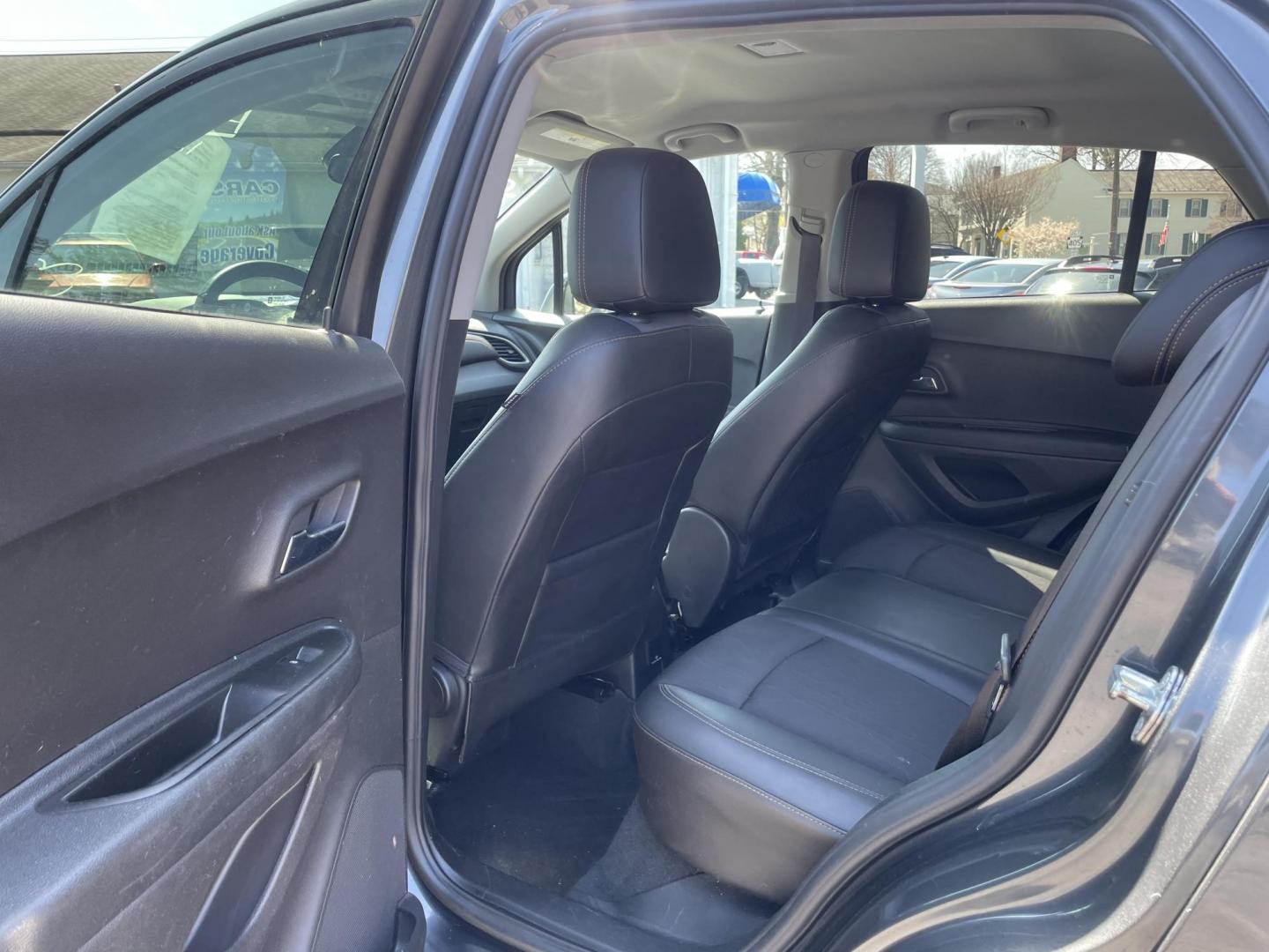 2017 Chevrolet Trax LT AWD (3GNCJPSB2HL) with an 1.4L L4 DOHC 16V engine, 6A transmission, located at 101 N. Main Street, Muncy, PA, 17756, (570) 546-5462, 41.207691, -76.785942 - Photo#6