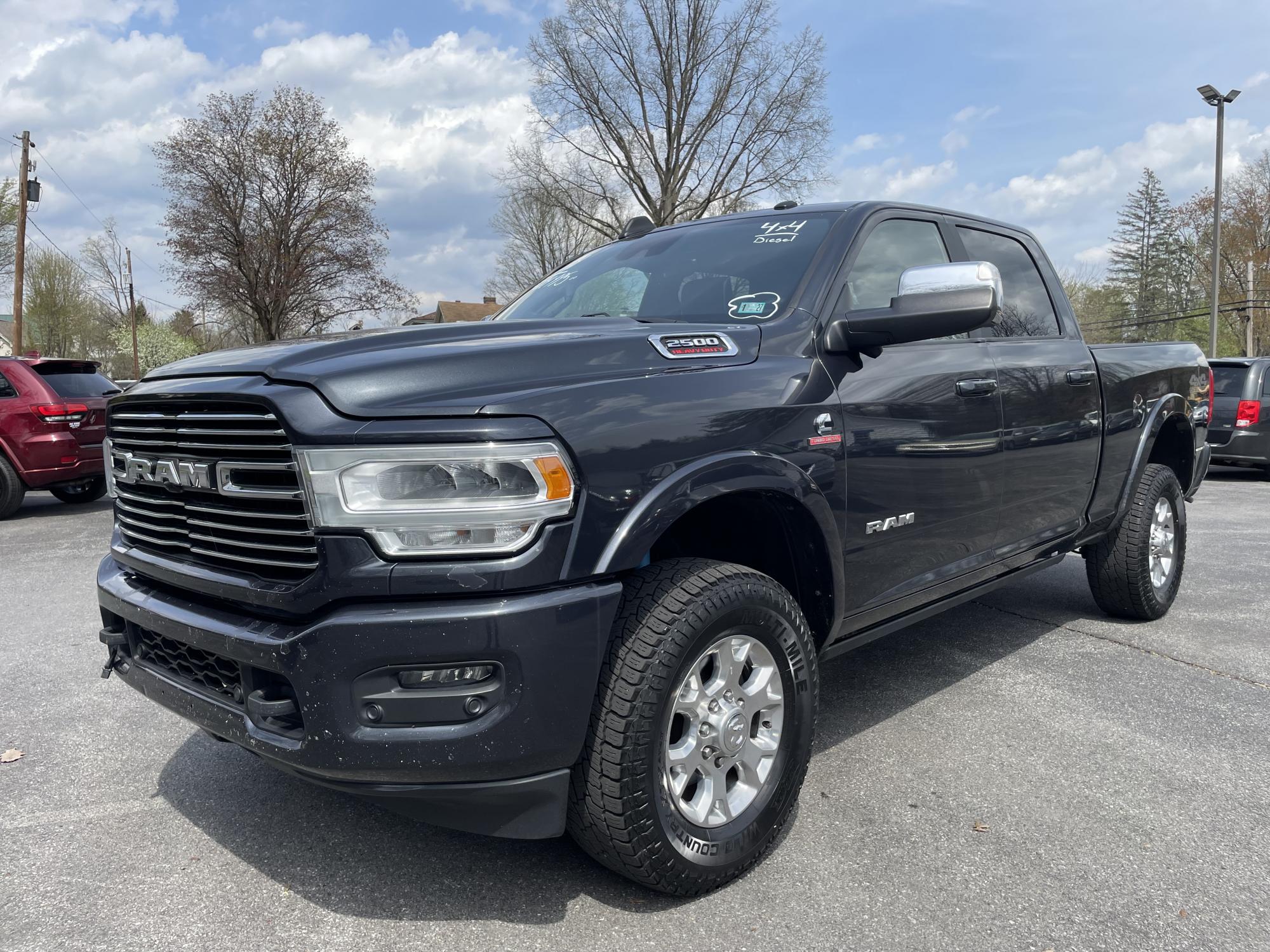 photo of 2019 RAM 2500 Laramie Crew Cab SWB 4WD