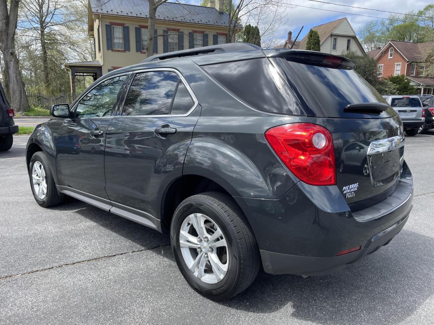 2013 Chevrolet Equinox 1LT AWD (2GNFLEEK7D6) with an 2.4L L4 DOHC 16V engine, 6-Speed Automatic transmission, located at 101 N. Main Street, Muncy, PA, 17756, (570) 546-5462, 41.207691, -76.785942 - Photo#1