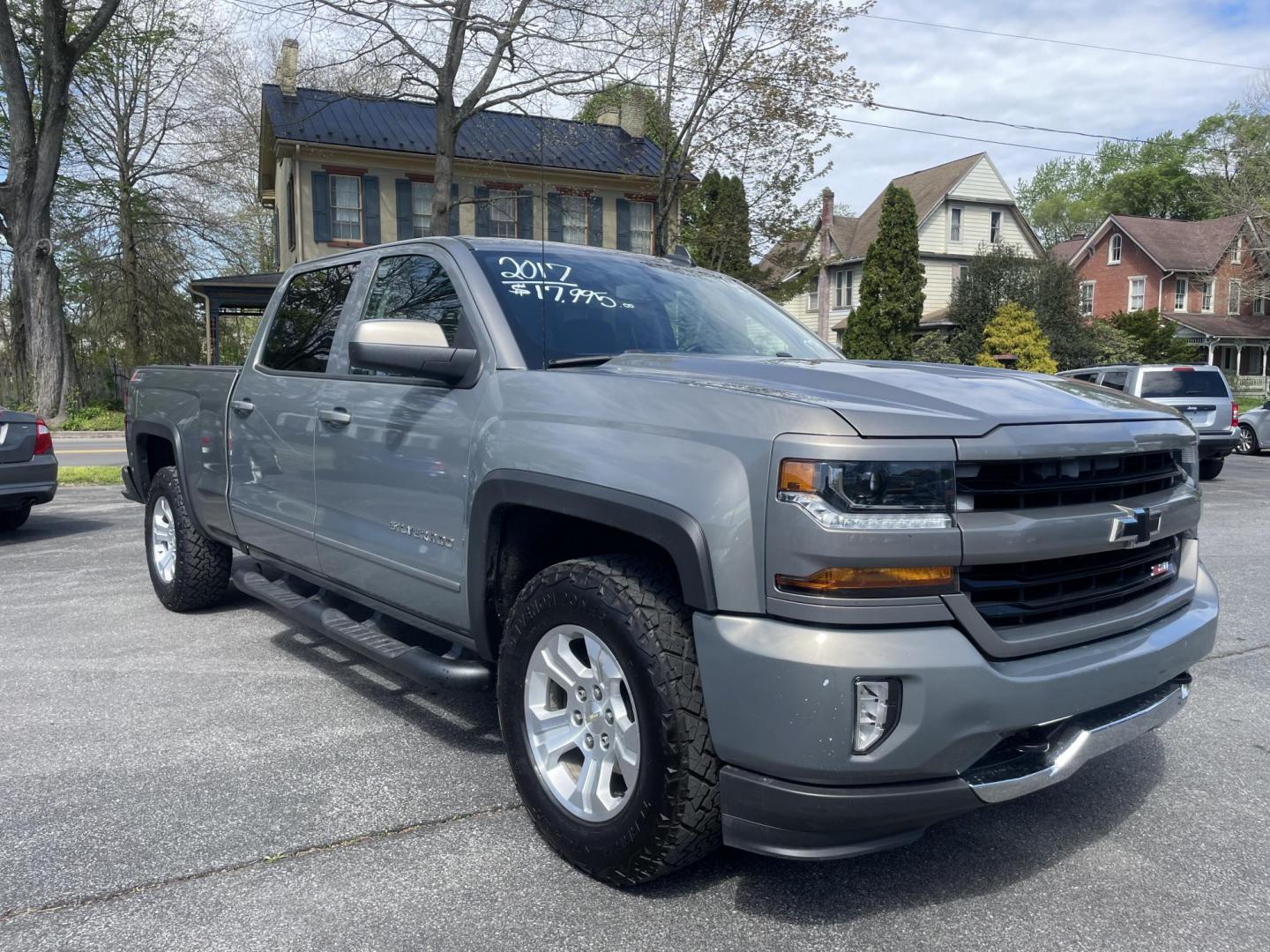 2017 Chevrolet Silverado 1500 LT Crew Cab 4WD (3GCUKREC1HG) with an 5.3L V8 OHV 16V engine, 6A transmission, located at 101 N. Main Street, Muncy, PA, 17756, (570) 546-5462, 41.207691, -76.785942 - Photo#2