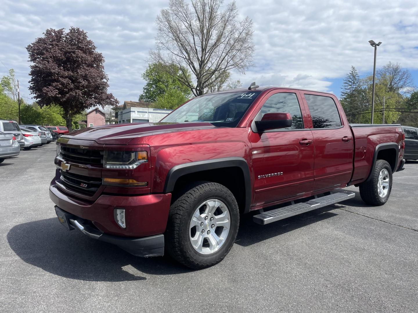 2017 Chevrolet Silverado 1500 LT Crew Cab 4WD (3GCUKREC9HG) with an 5.3L V8 OHV 16V engine, 6A transmission, located at 101 N. Main Street, Muncy, PA, 17756, (570) 546-5462, 41.207691, -76.785942 - Photo#0
