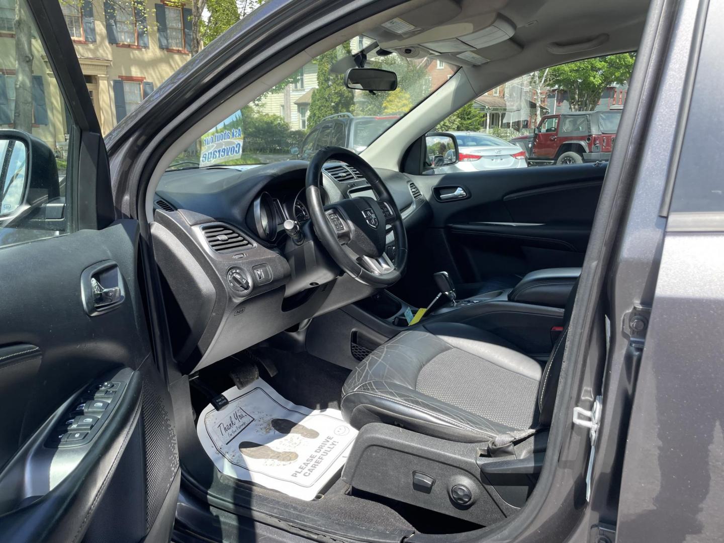 2018 /black Dodge Journey Crossroad AWD (3C4PDDGG6JT) with an 3.6L V6 DOHC 24V engine, 6A transmission, located at 101 N. Main Street, Muncy, PA, 17756, (570) 546-5462, 41.207691, -76.785942 - Photo#5