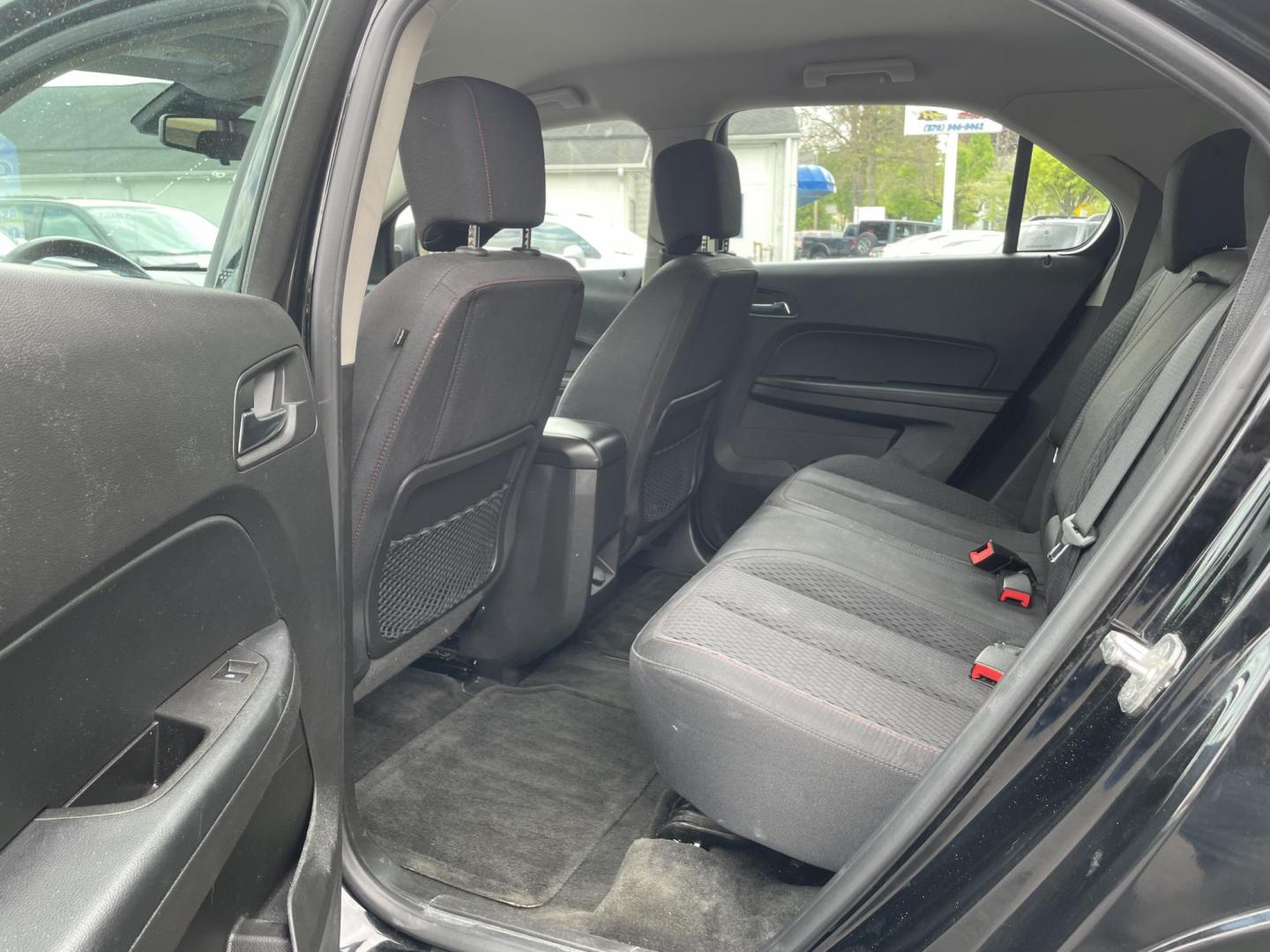 2014 Chevrolet Equinox LS AWD (2GNFLEEK2E6) with an 2.4L L4 DOHC 16V FFV engine, 6-Speed Automatic transmission, located at 101 N. Main Street, Muncy, PA, 17756, (570) 546-5462, 41.207691, -76.785942 - Photo#5
